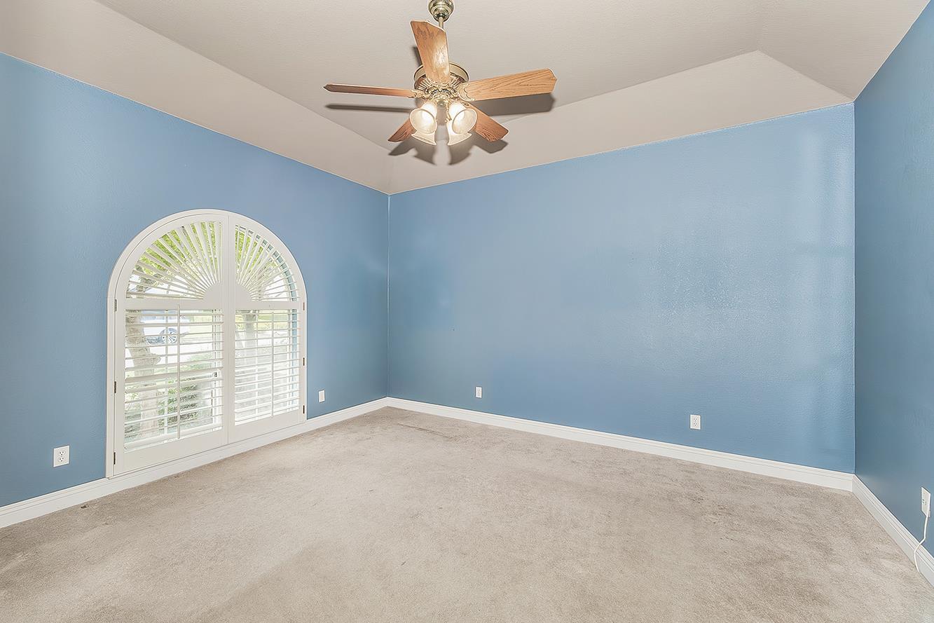 2856 W Athens Ave, Fresno, CA 93711