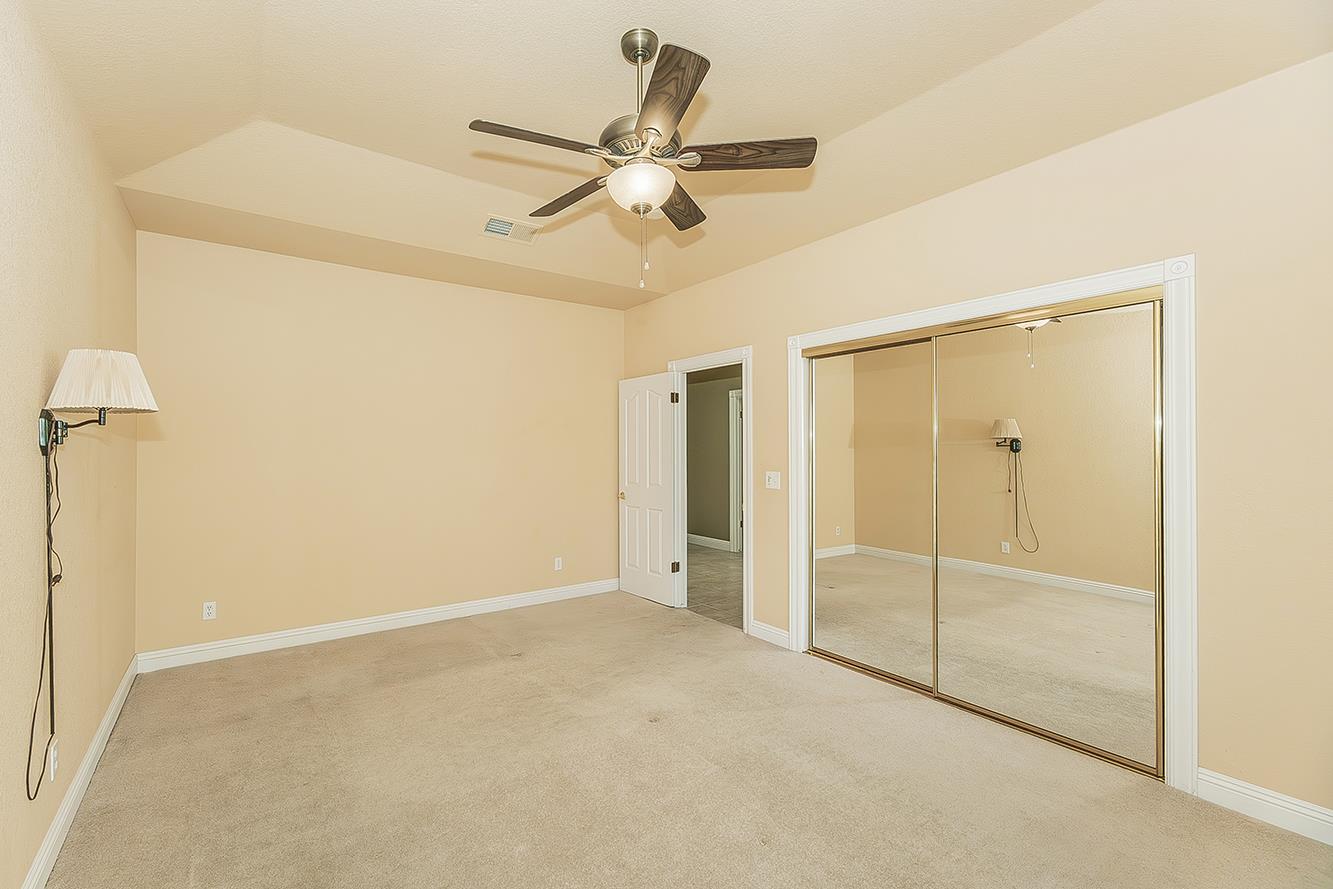 2856 W Athens Ave, Fresno, CA 93711