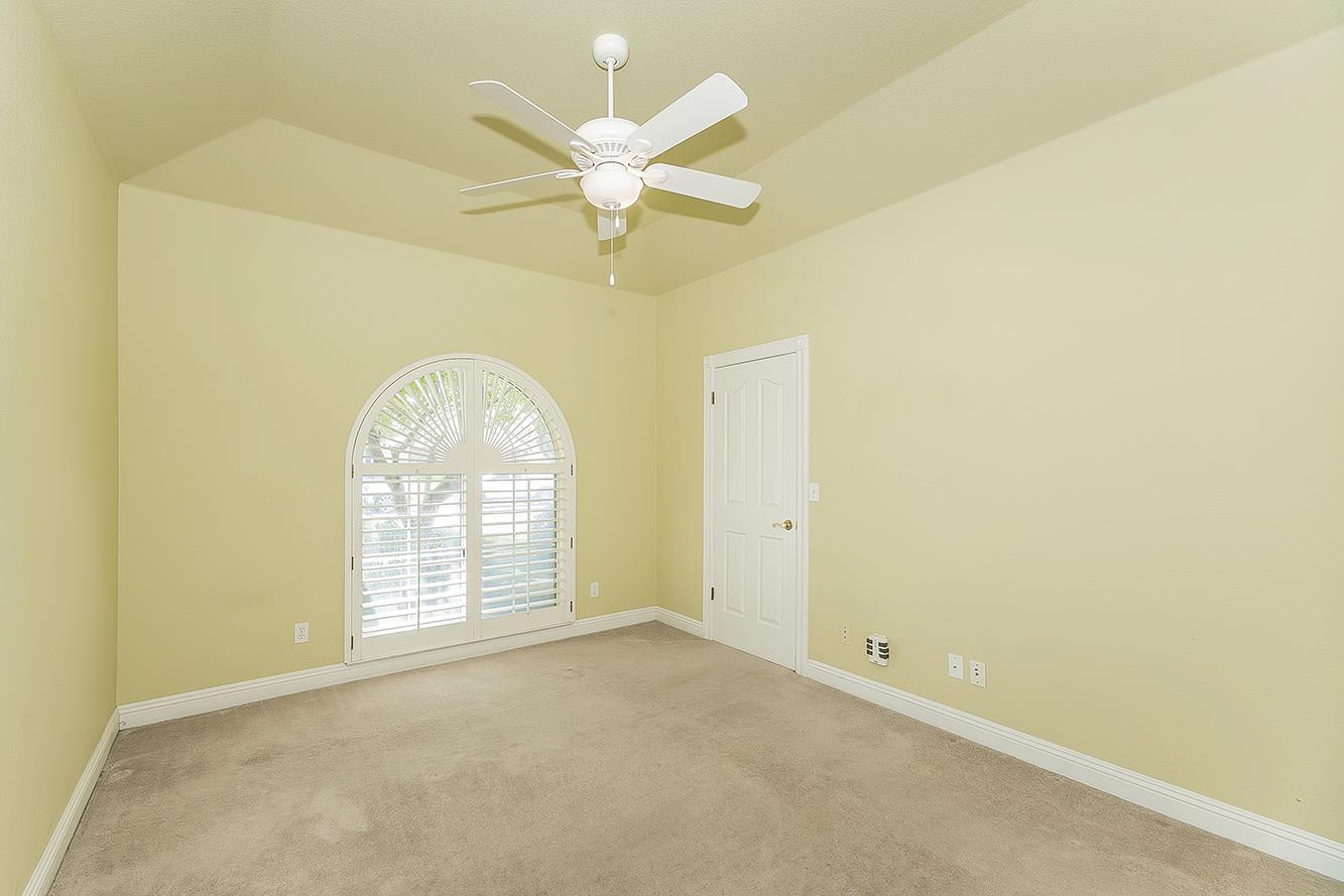 2856 W Athens Ave, Fresno, CA 93711