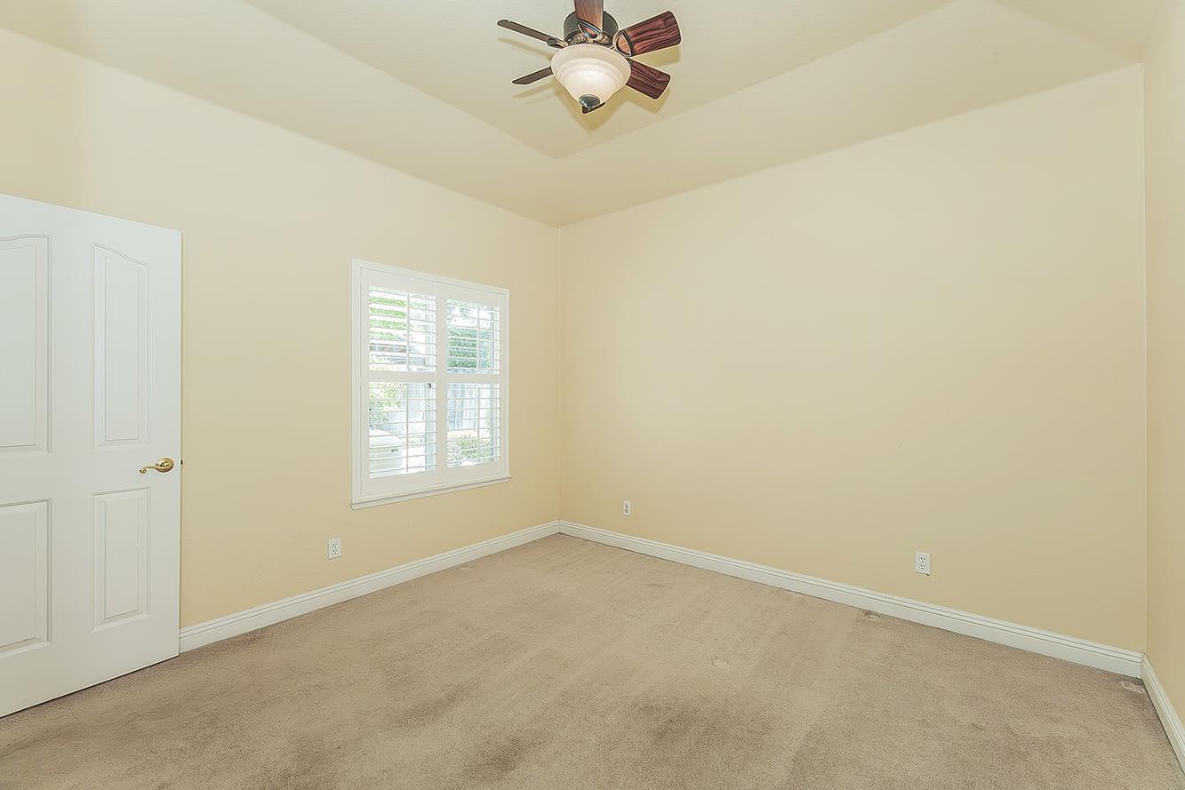 2856 W Athens Ave, Fresno, CA 93711