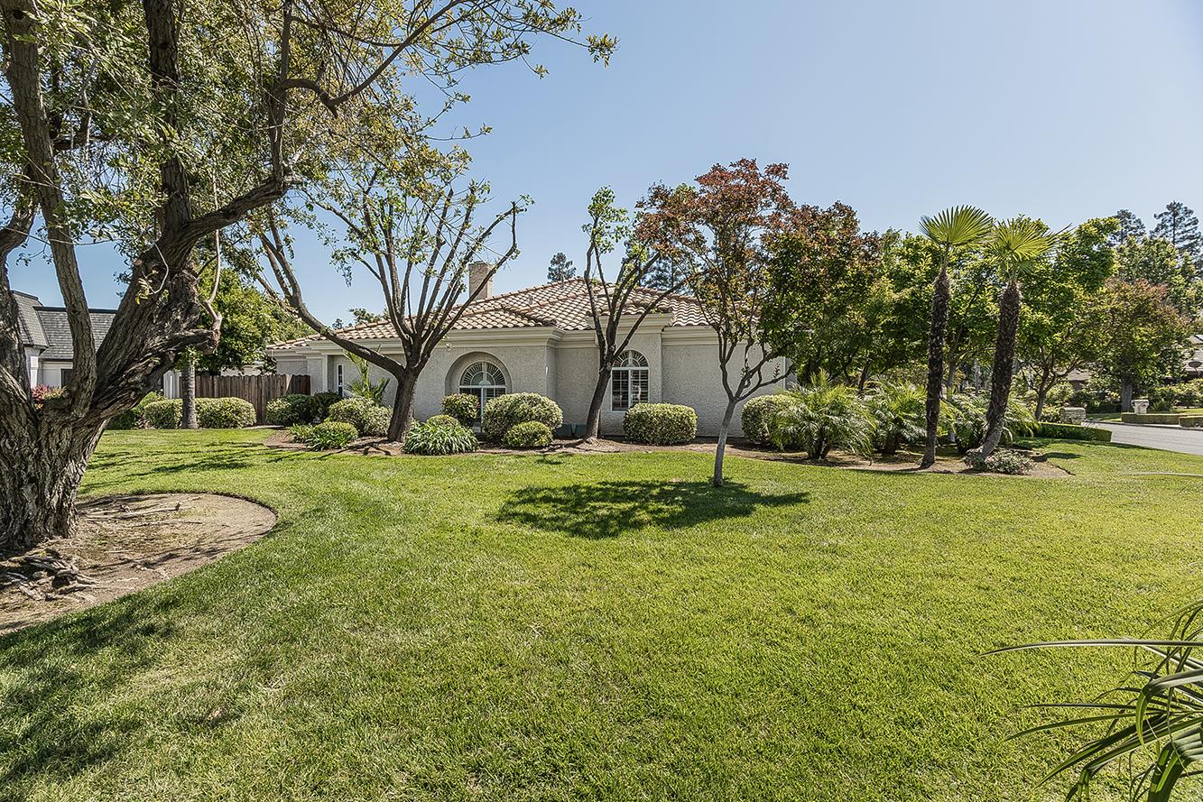 2856 W Athens Ave, Fresno, CA 93711