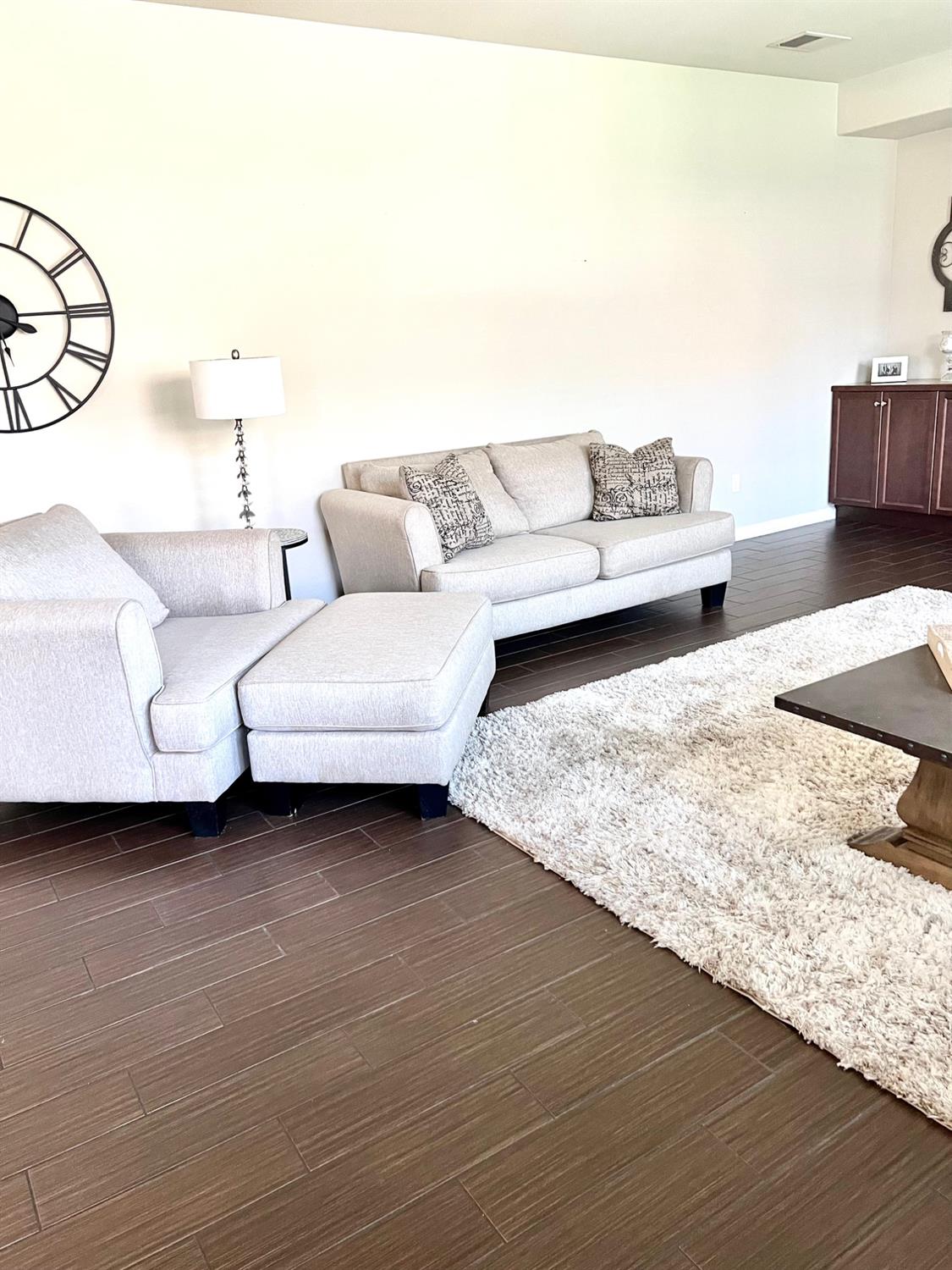 3489 Lansing Ave, Clovis, CA 93619