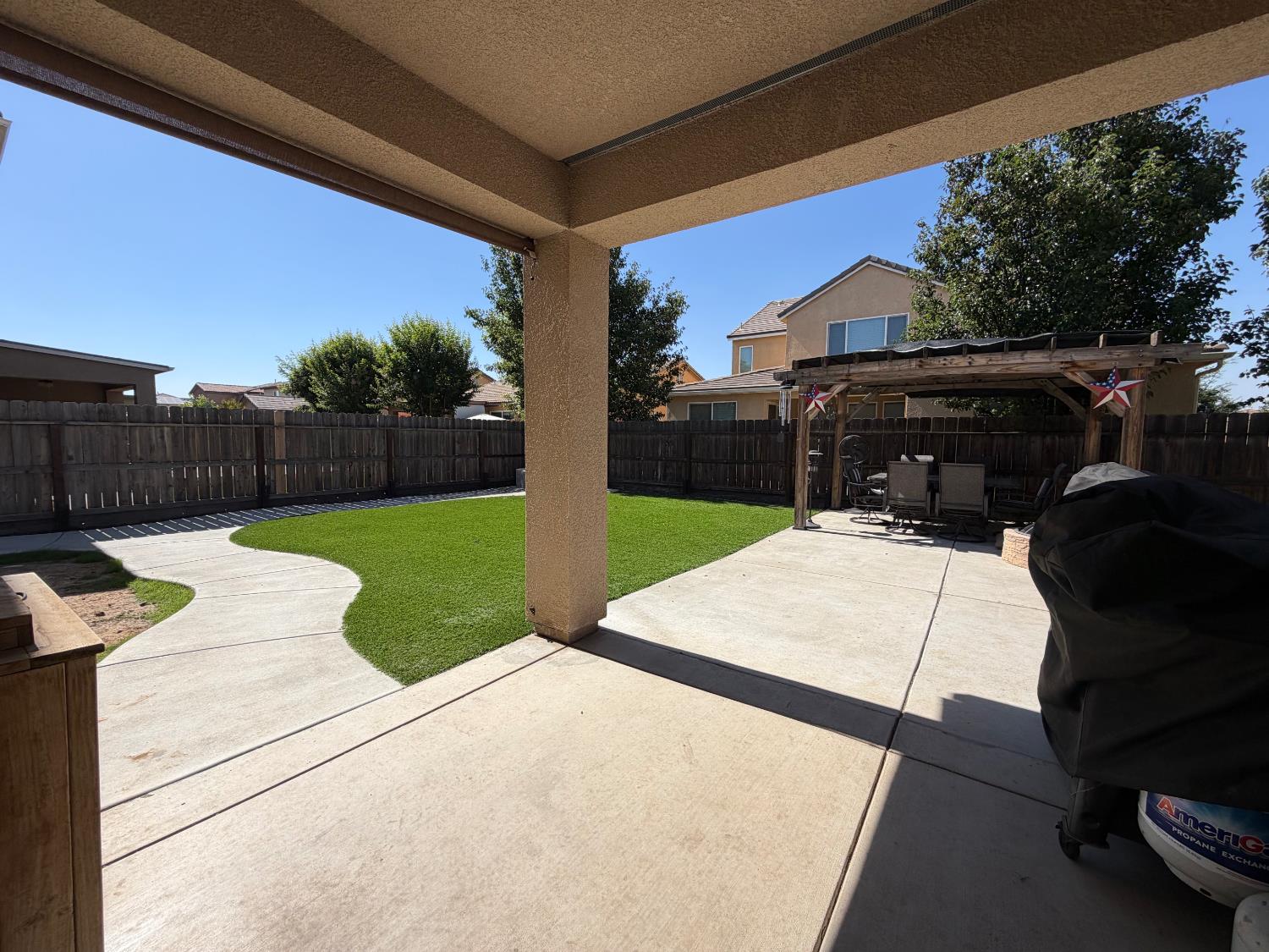 3489 Lansing Ave, Clovis, CA 93619