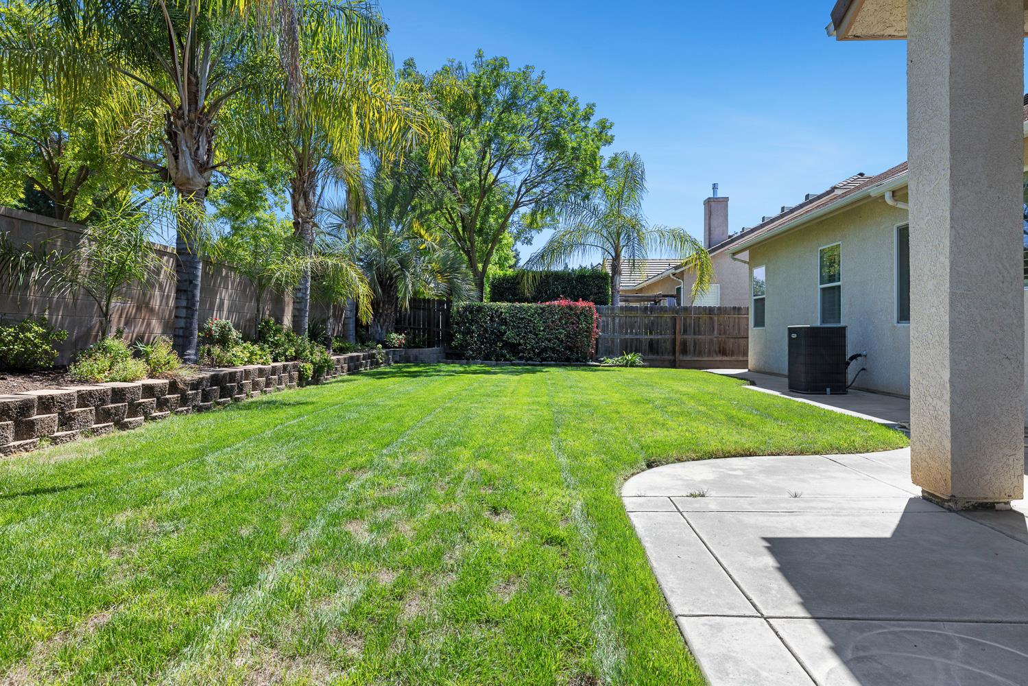 2549 Whiteash Ave, Clovis, CA 93619