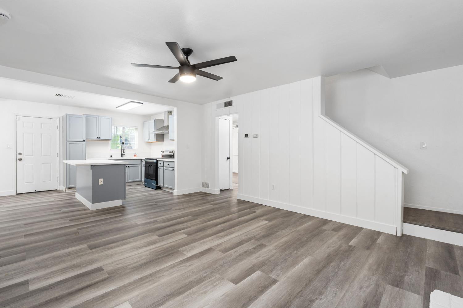 4843 N Doon Way, Fresno, CA 93726