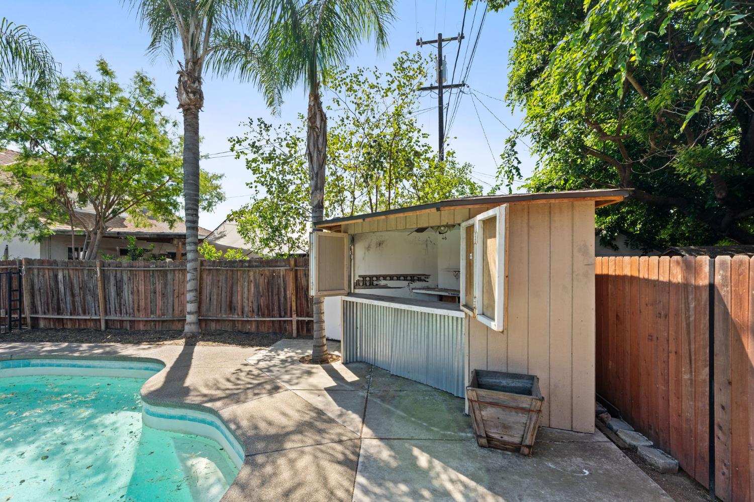 4843 N Doon Way, Fresno, CA 93726