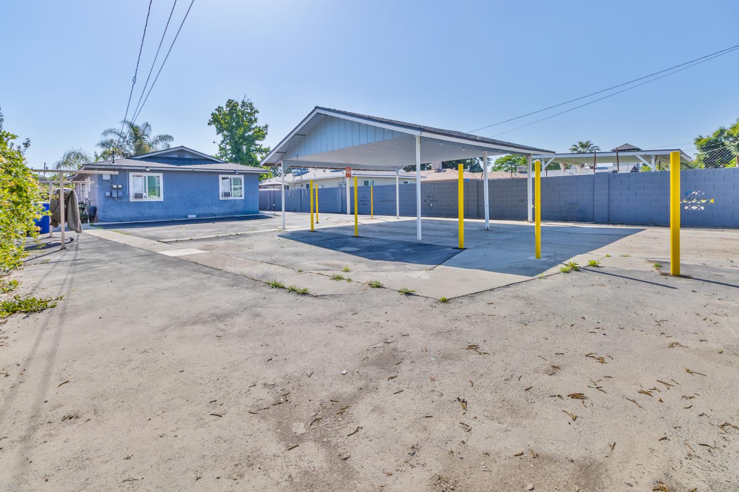 715 Faller Ave, Sanger, CA 93657