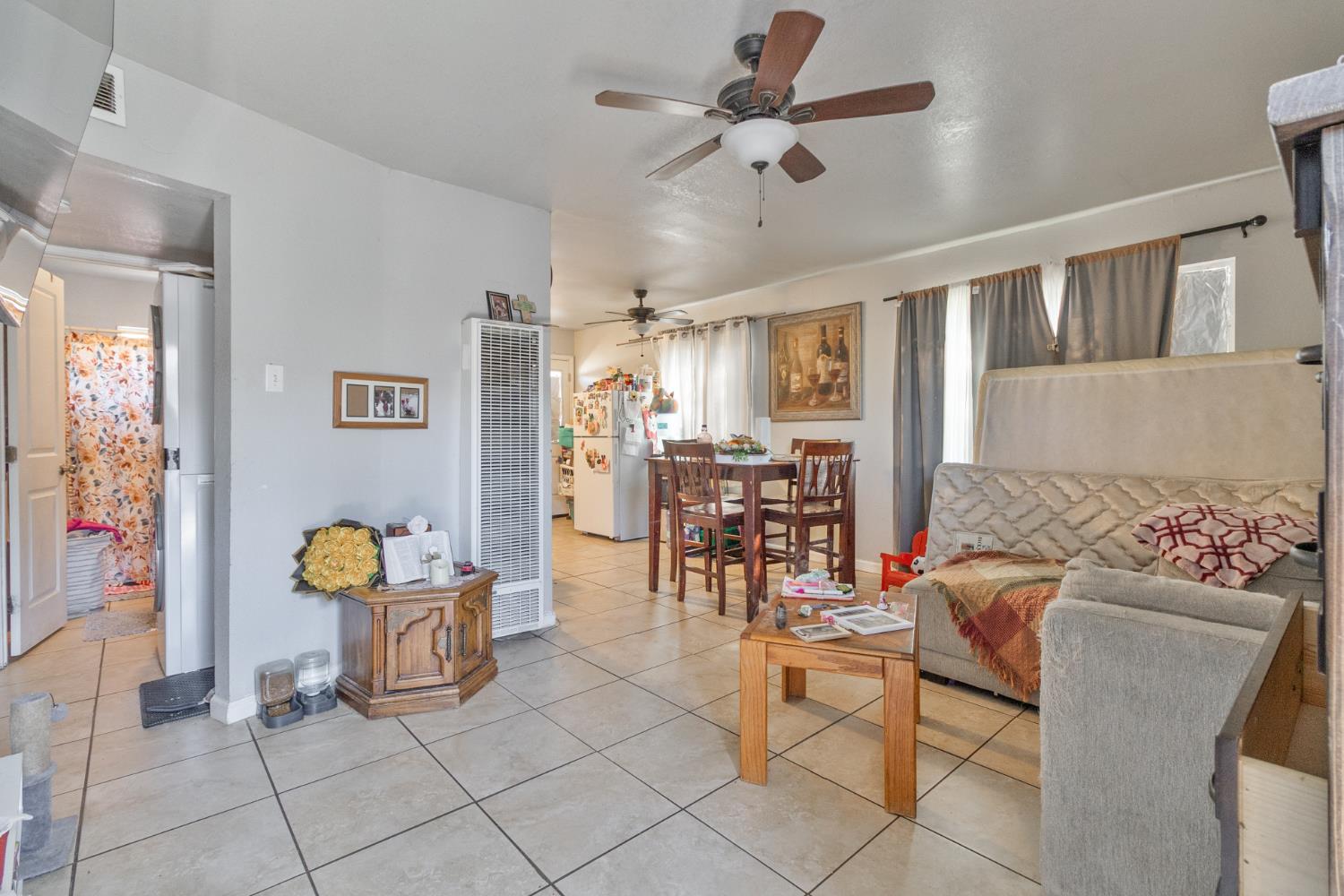 715 Faller Ave, Sanger, CA 93657