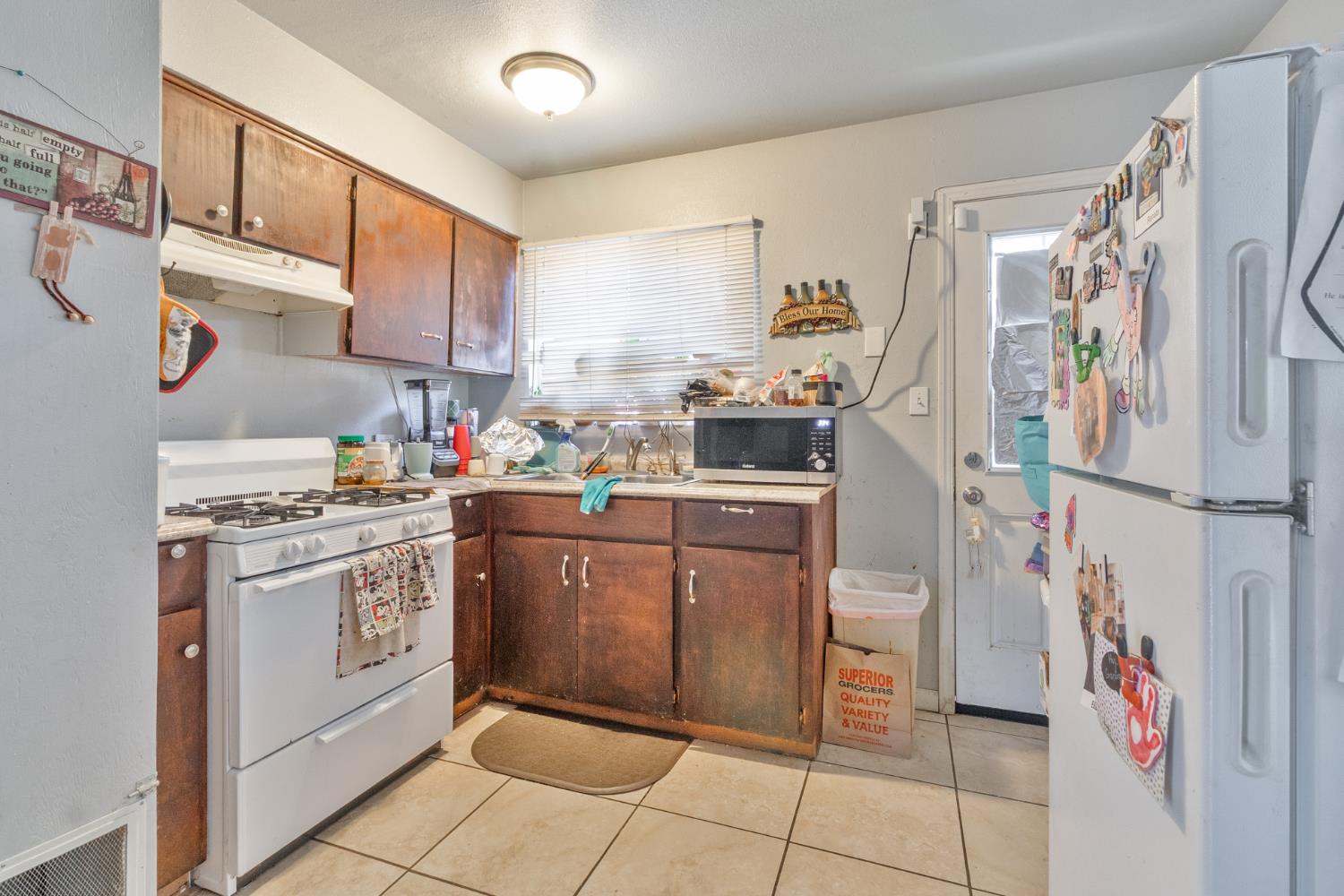 715 Faller Ave, Sanger, CA 93657