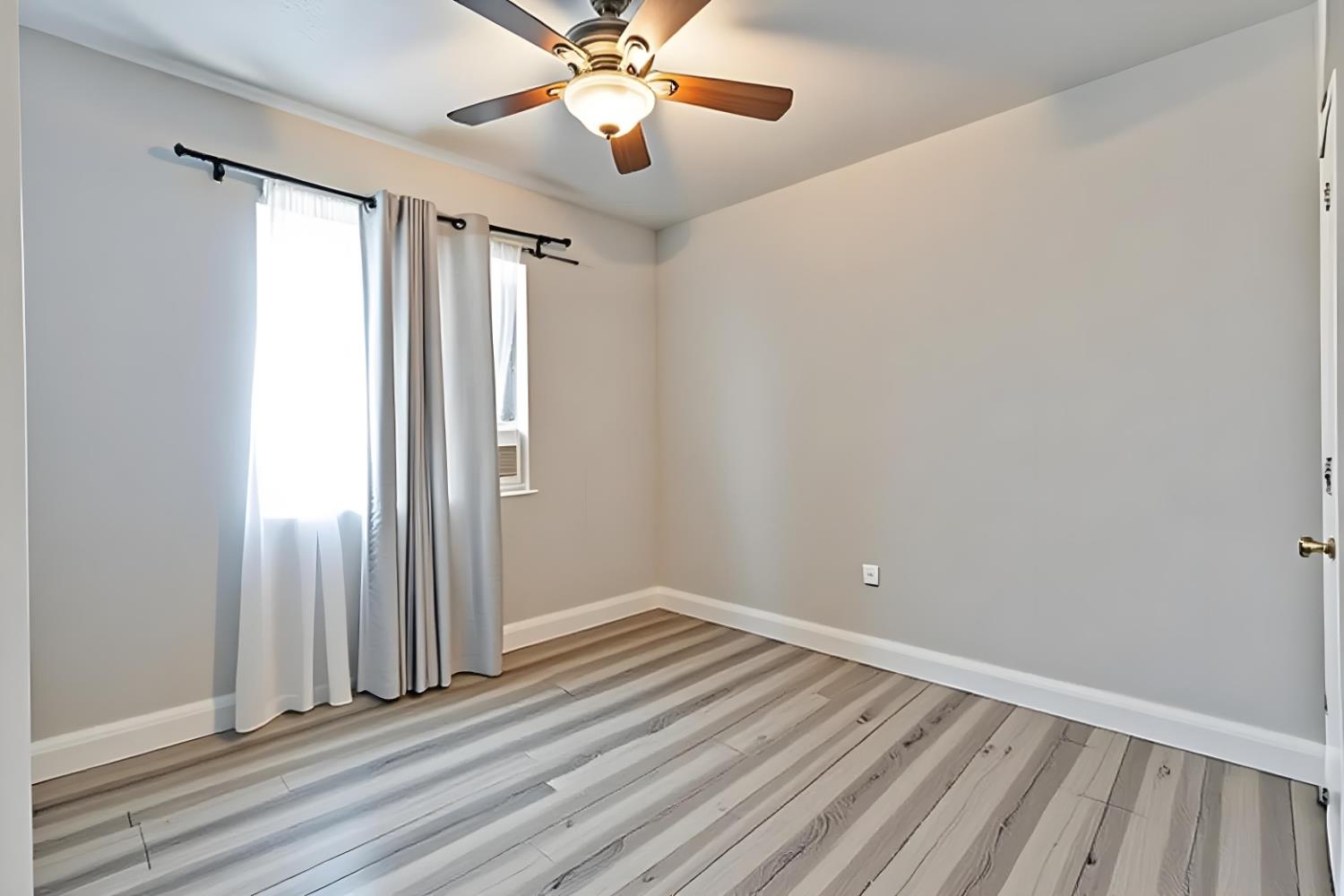 715 Faller Ave, Sanger, CA 93657