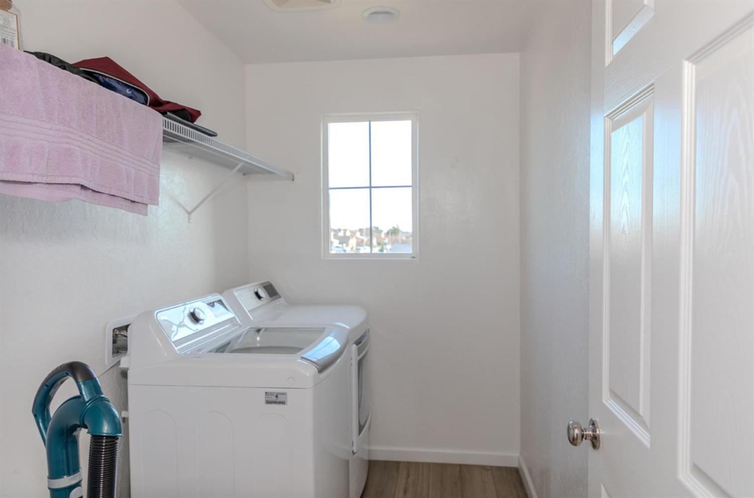 14206 Gragnani Ave, Kerman, CA 93630