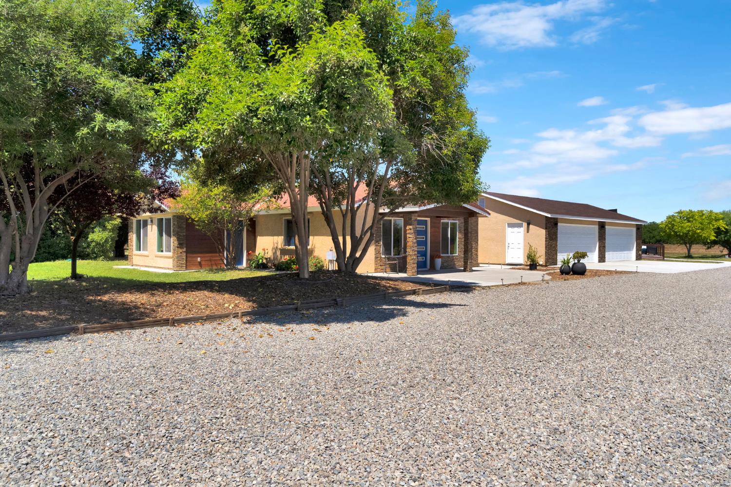 7595 Highway 43, Hanford, CA 93230