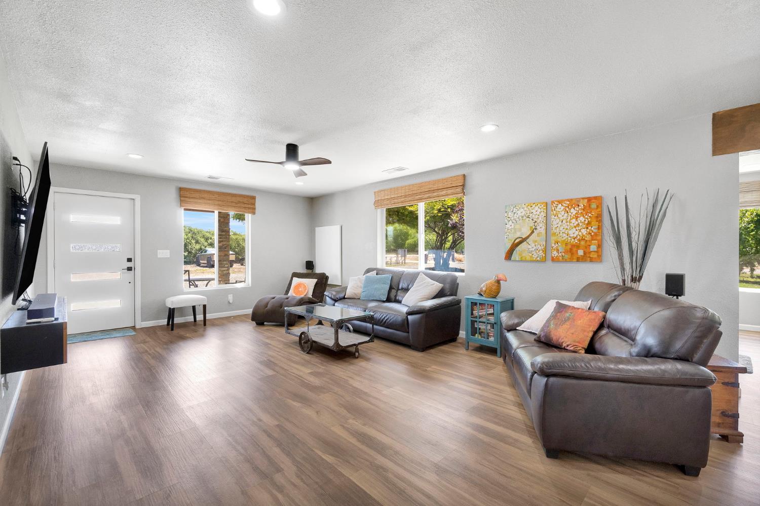 7595 Highway 43, Hanford, CA 93230