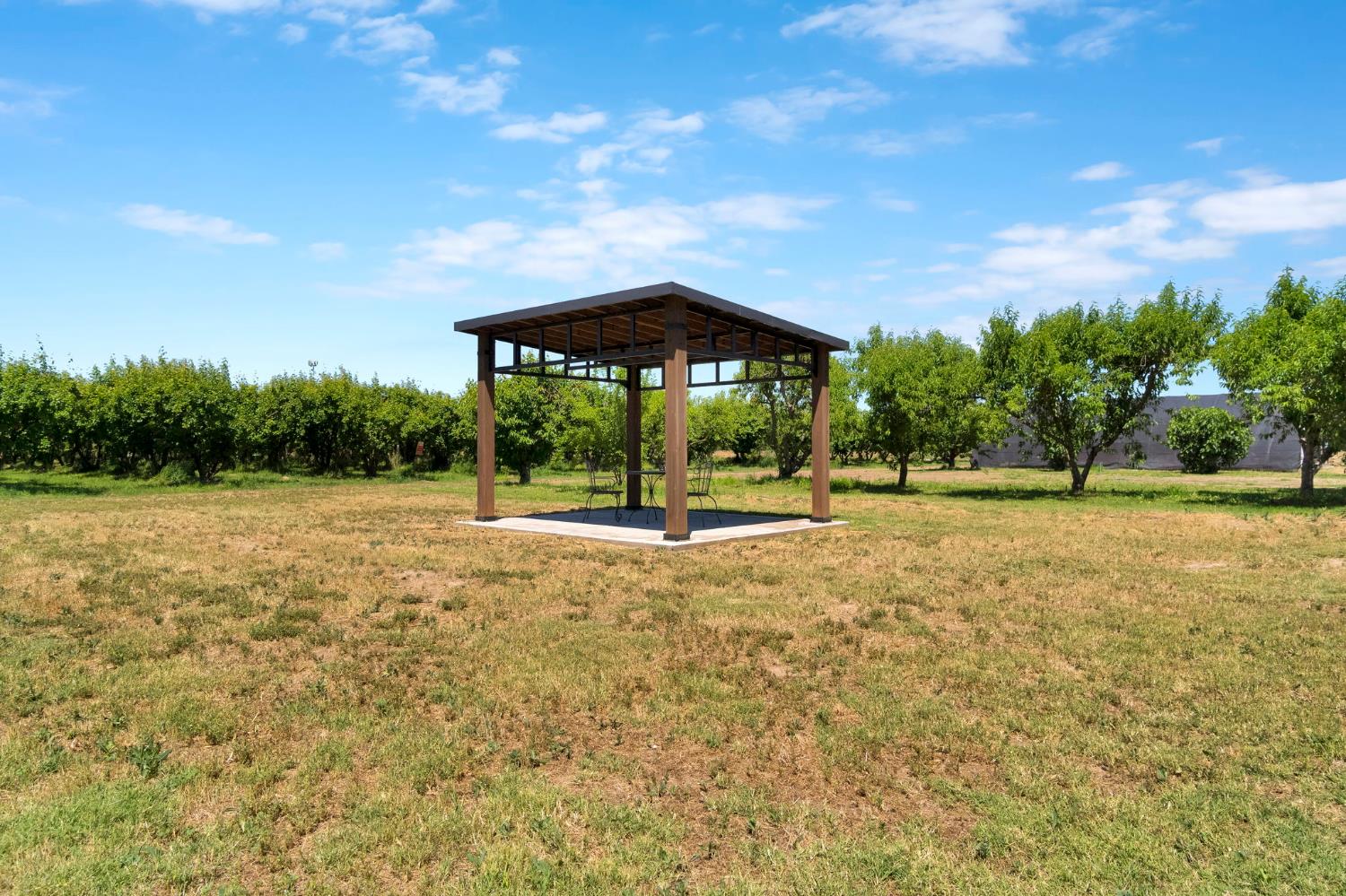 7595 Highway 43, Hanford, CA 93230