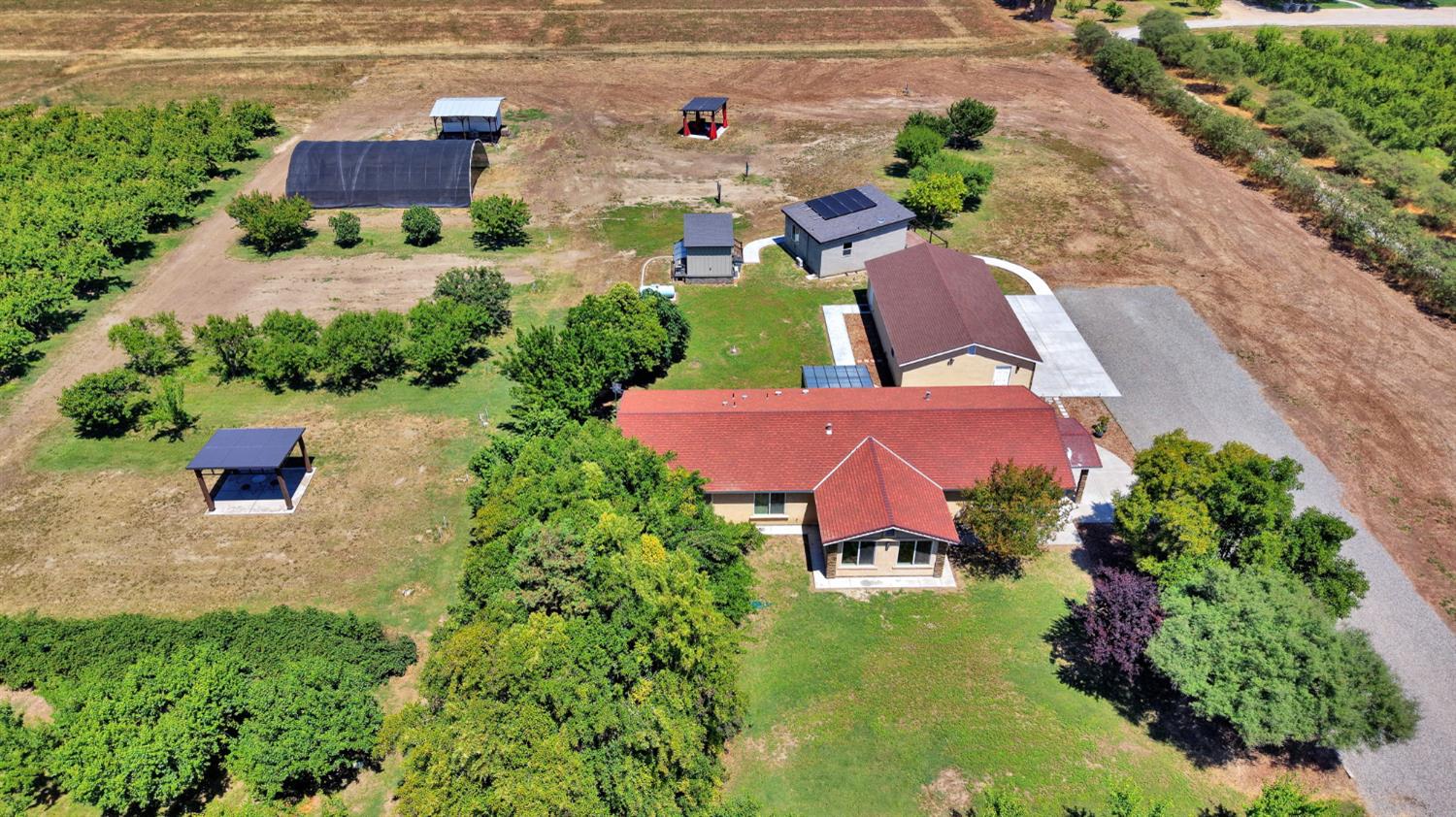 7595 Highway 43, Hanford, CA 93230