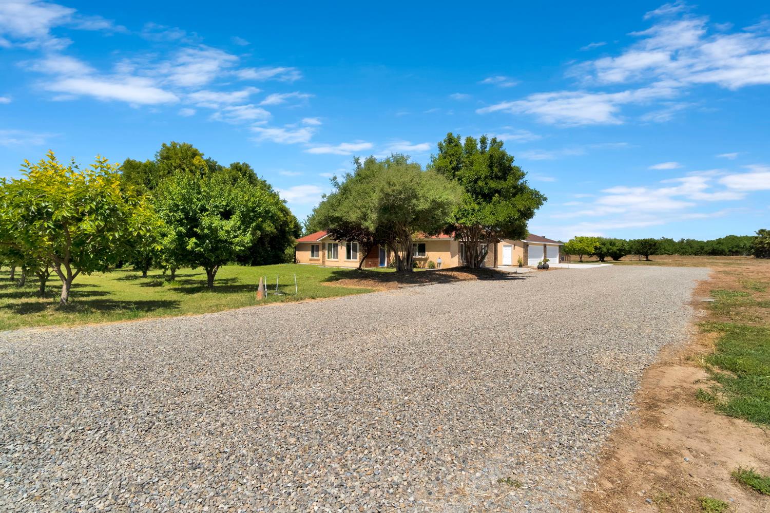 7595 Highway 43, Hanford, CA 93230