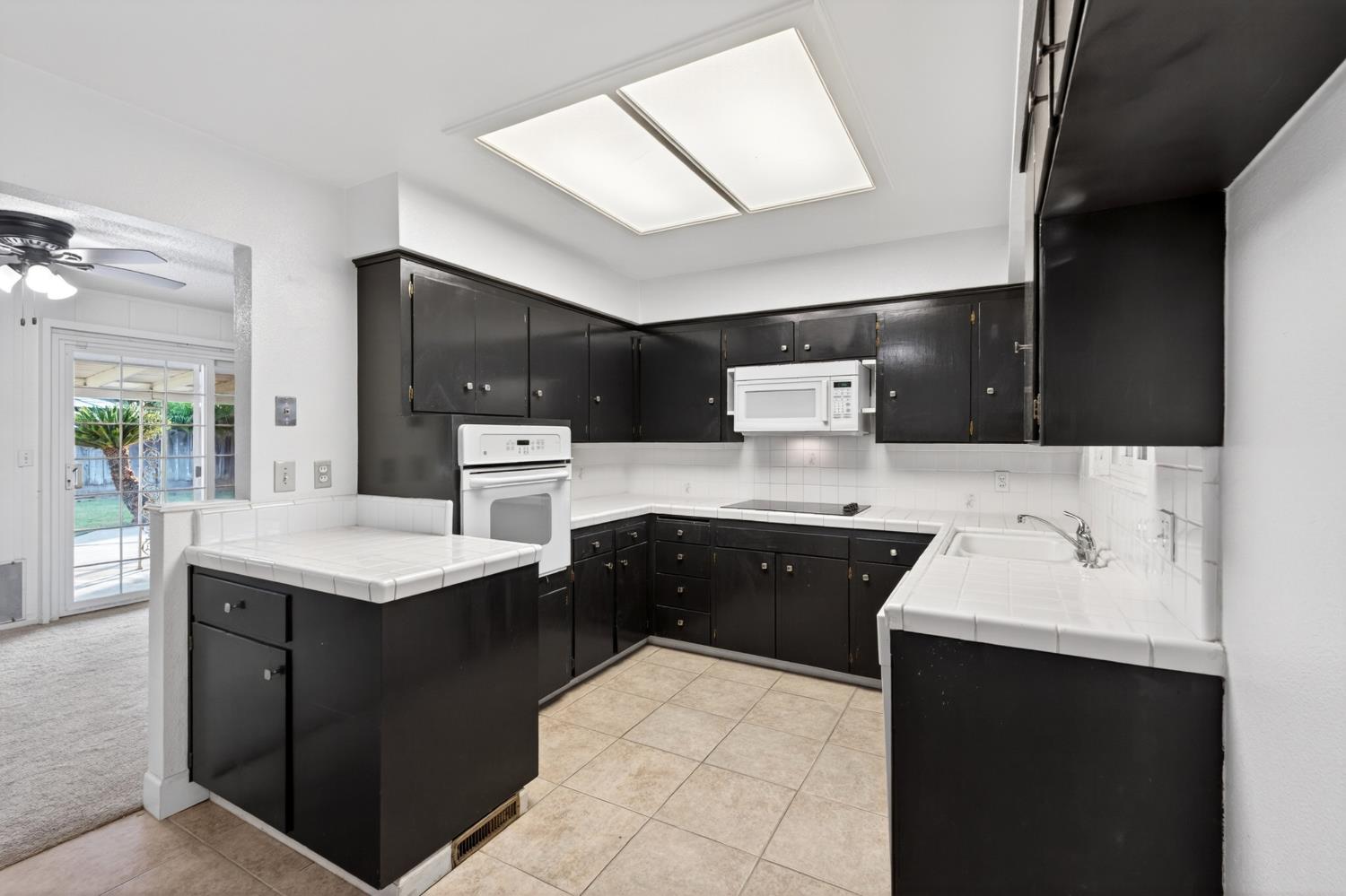 4667 N Bengston Ave, Fresno, CA 93705