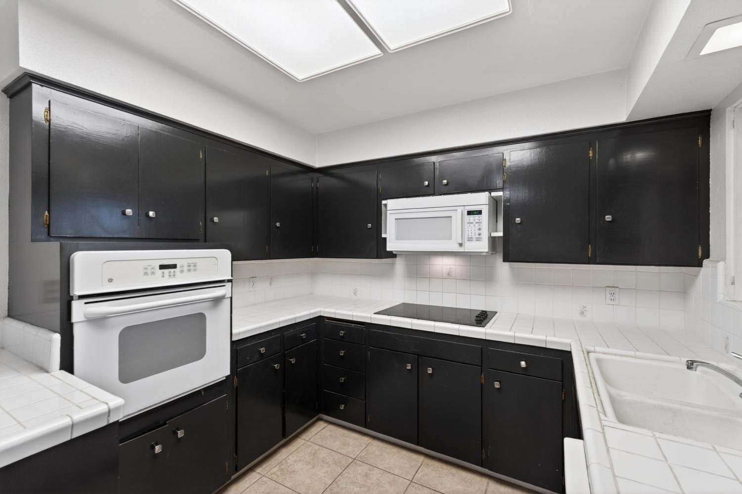 4667 N Bengston Ave, Fresno, CA 93705