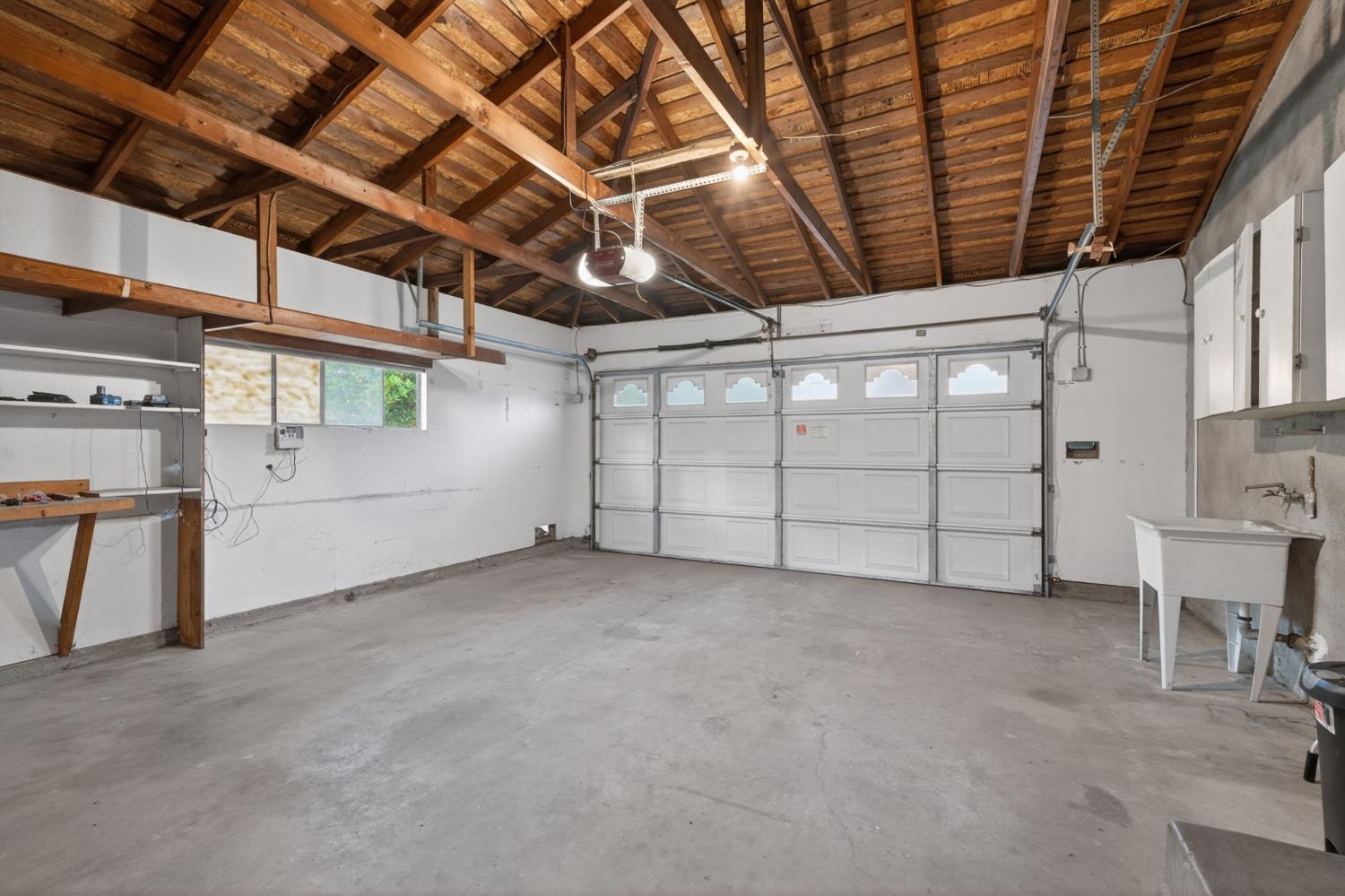 4667 N Bengston Ave, Fresno, CA 93705
