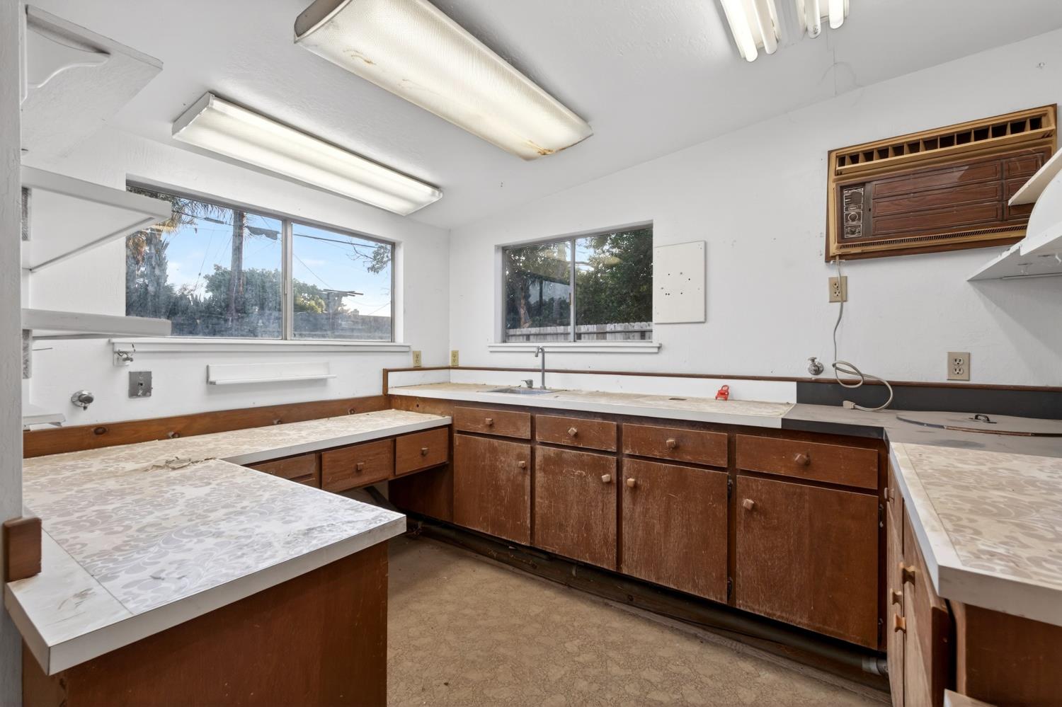 4667 N Bengston Ave, Fresno, CA 93705