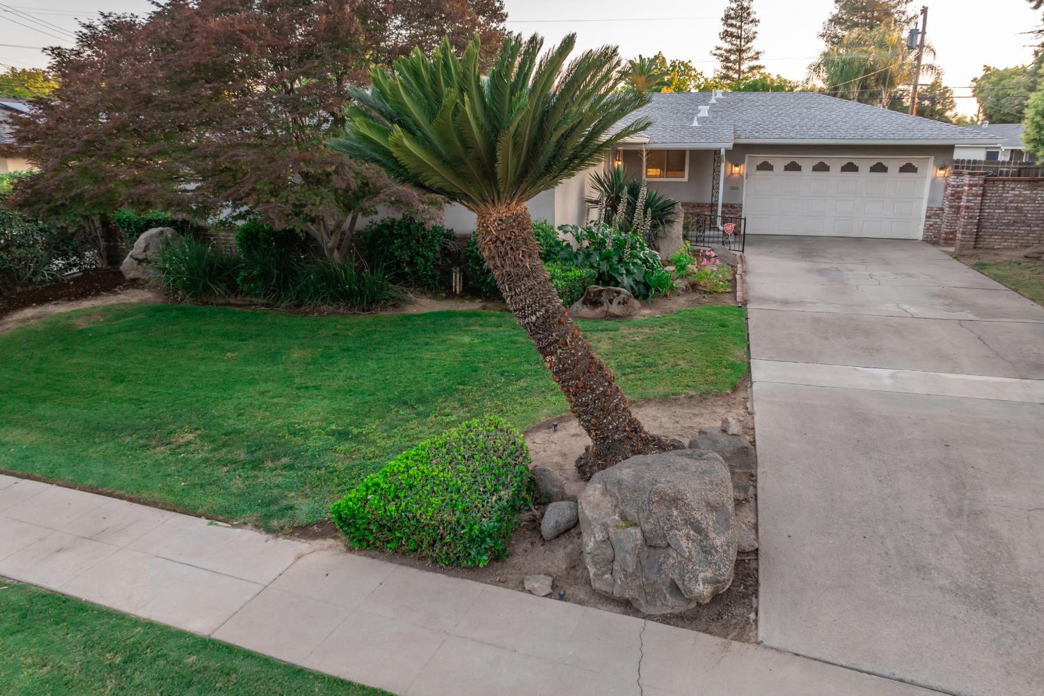 4667 N Bengston Ave, Fresno, CA 93705