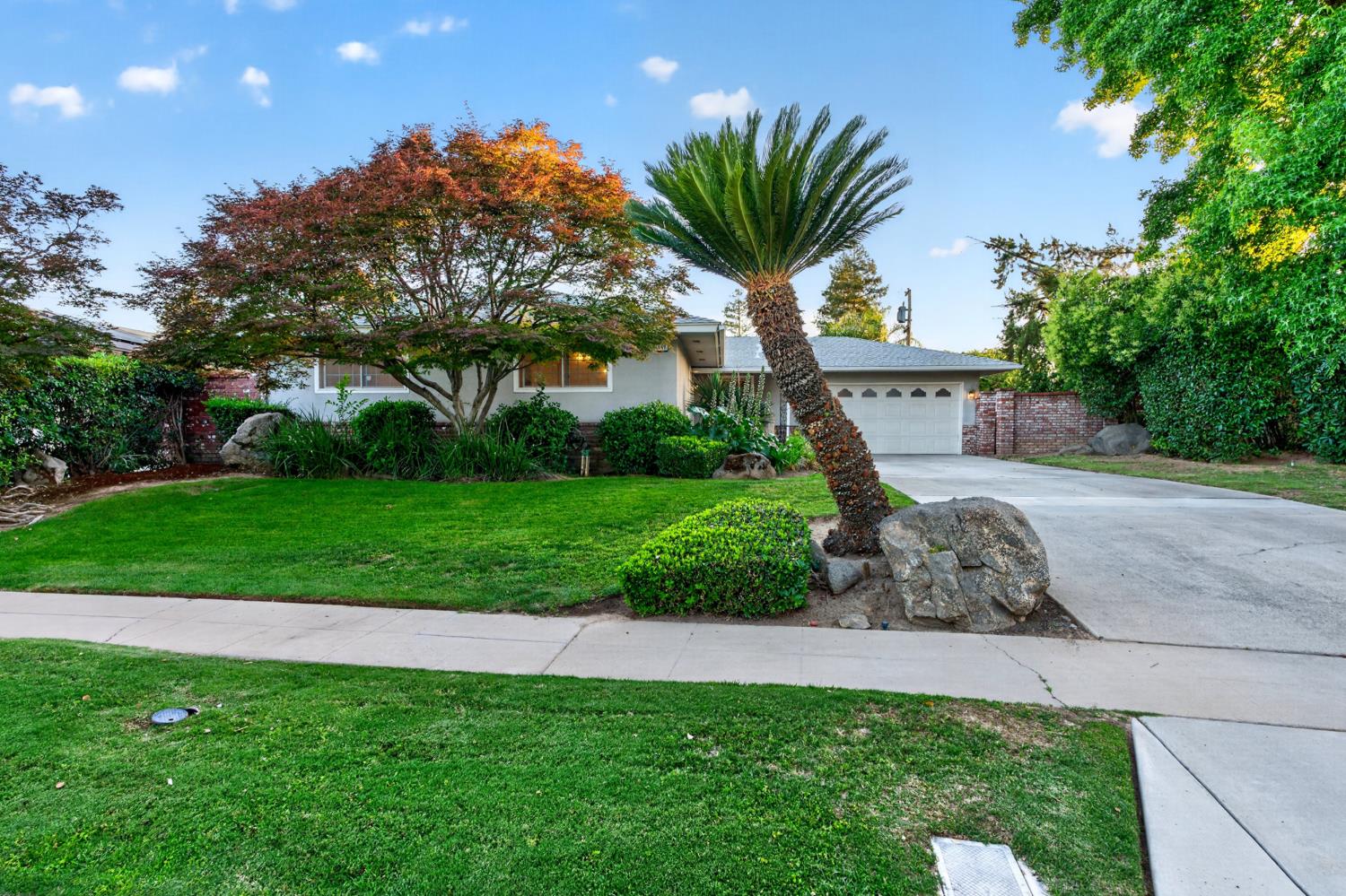 4667 N Bengston Ave, Fresno, CA 93705