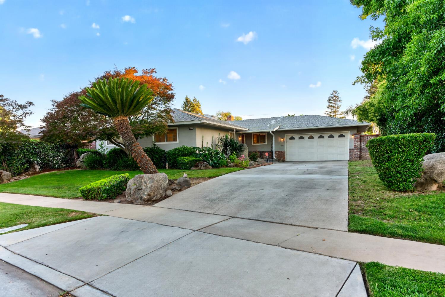 4667 N Bengston Ave, Fresno, CA 93705