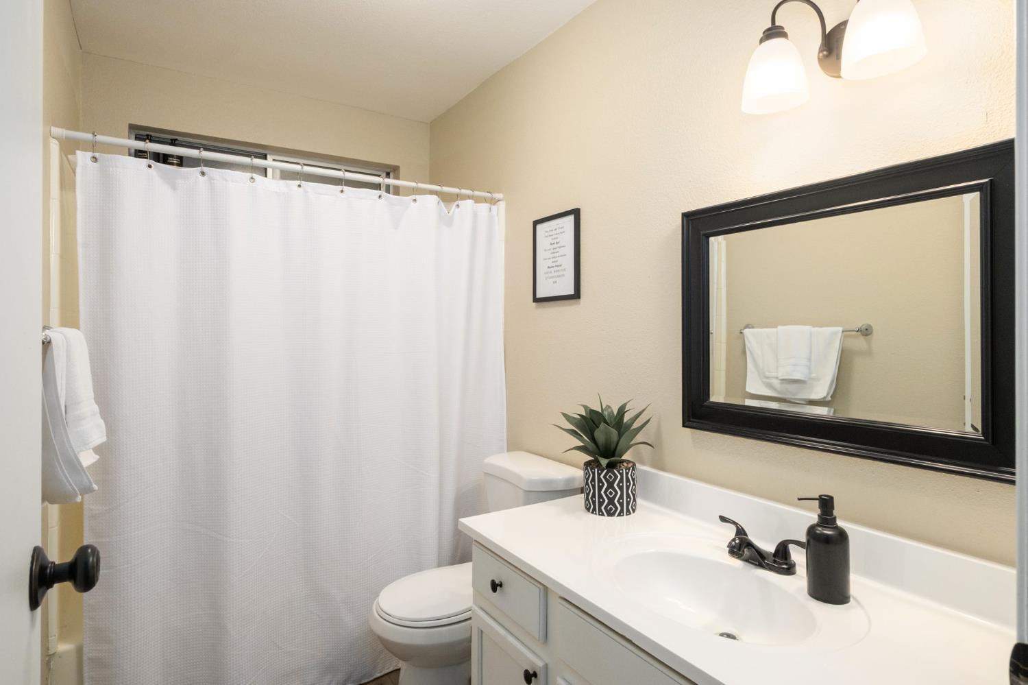 2811 E Westfall, Mariposa, CA 95338
