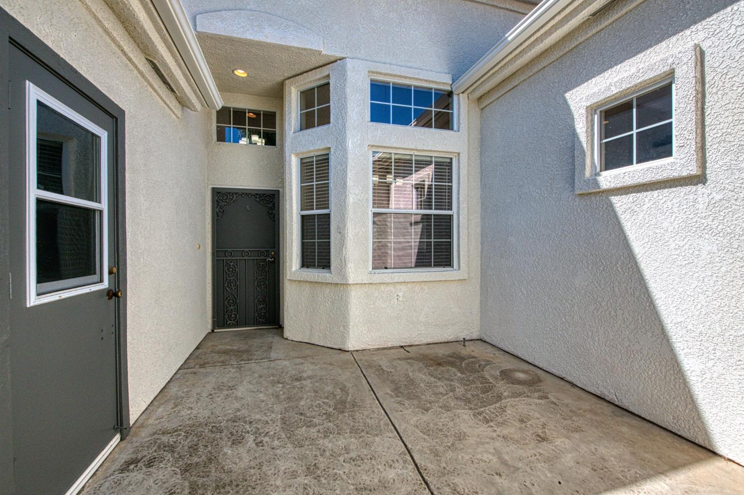 9595 N Woodrow Ave, Fresno, CA 93720