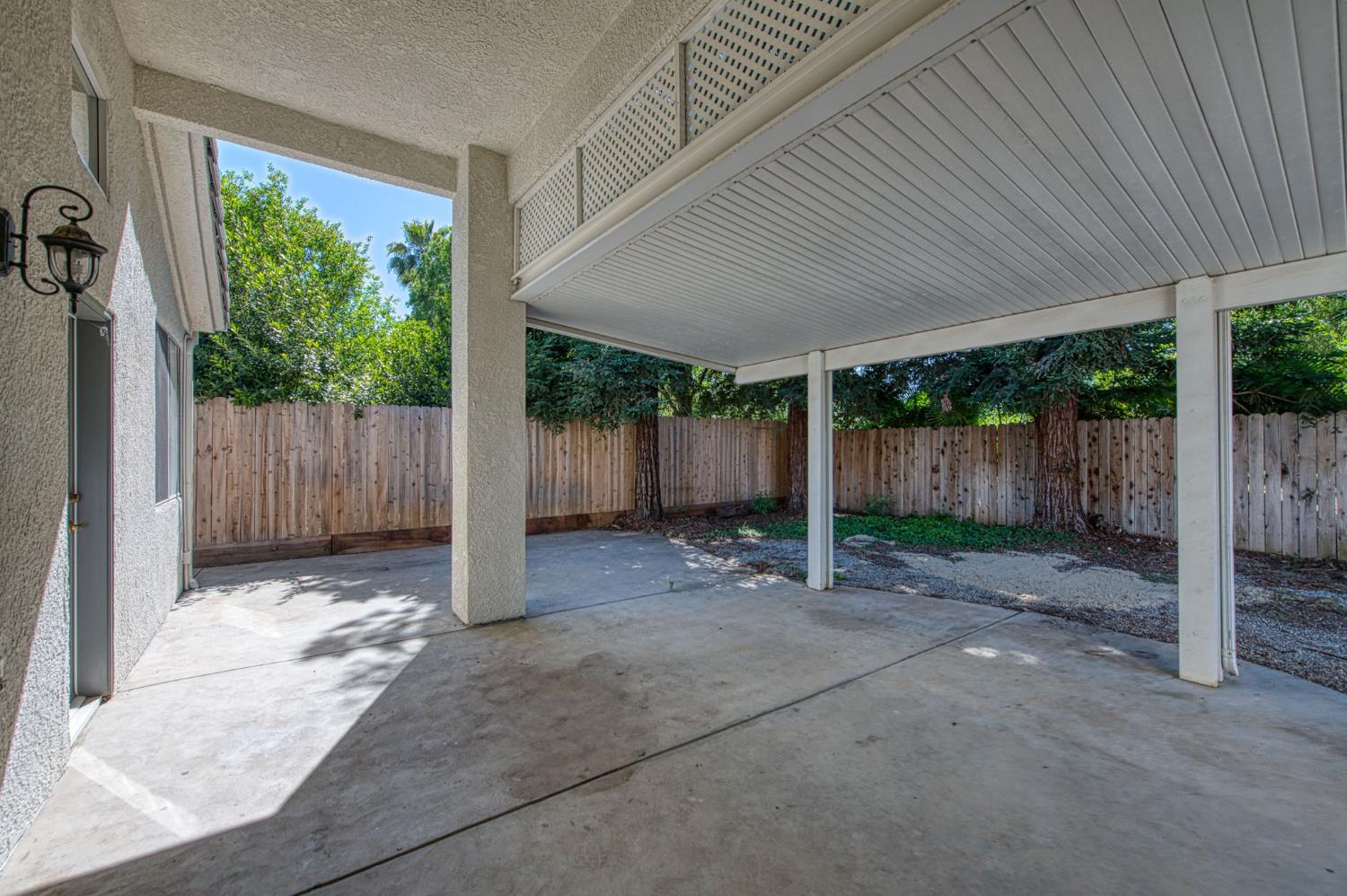 9595 N Woodrow Ave, Fresno, CA 93720
