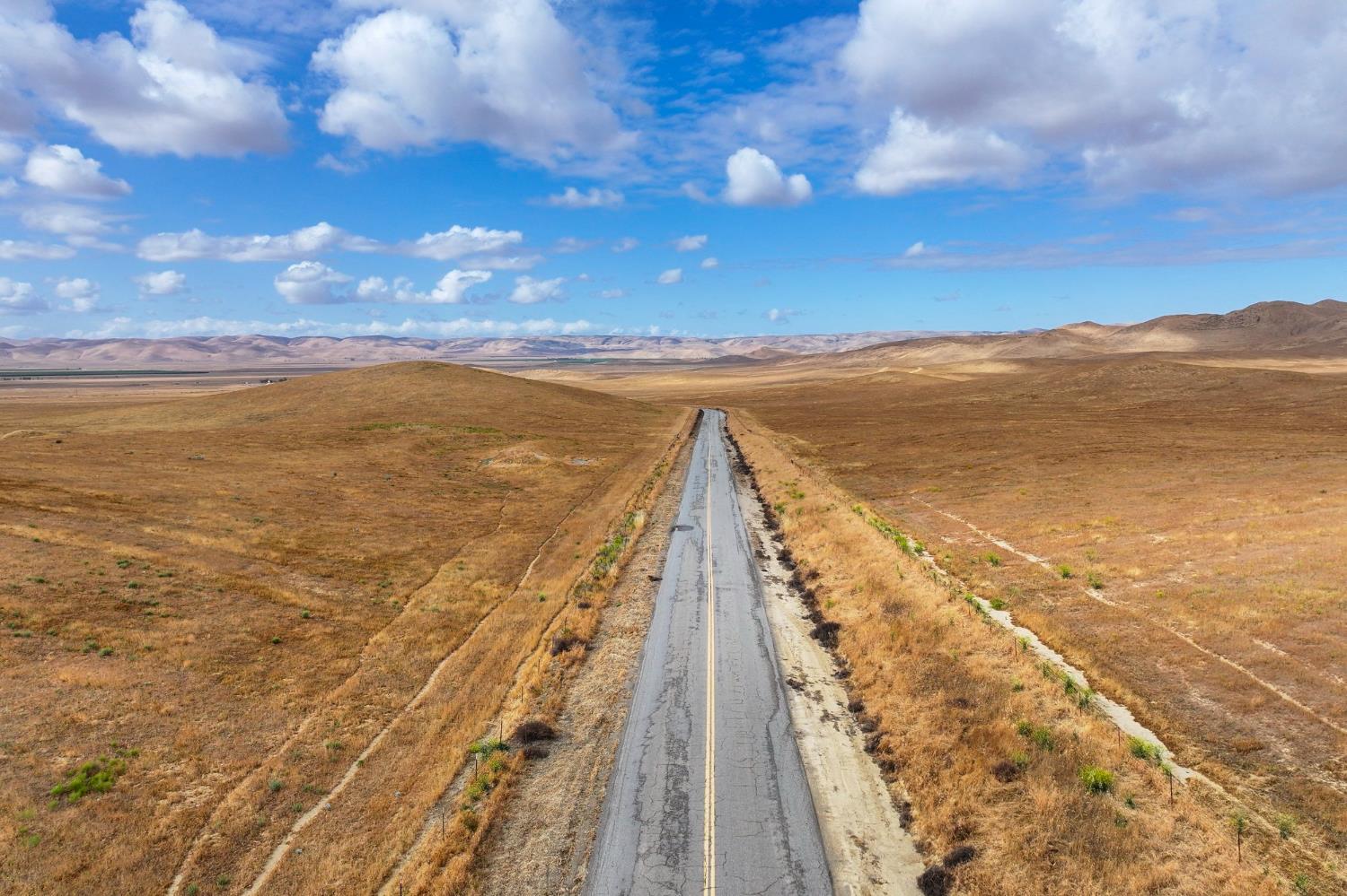 0 0 Kecks Rd, Lost Hills, CA 93249