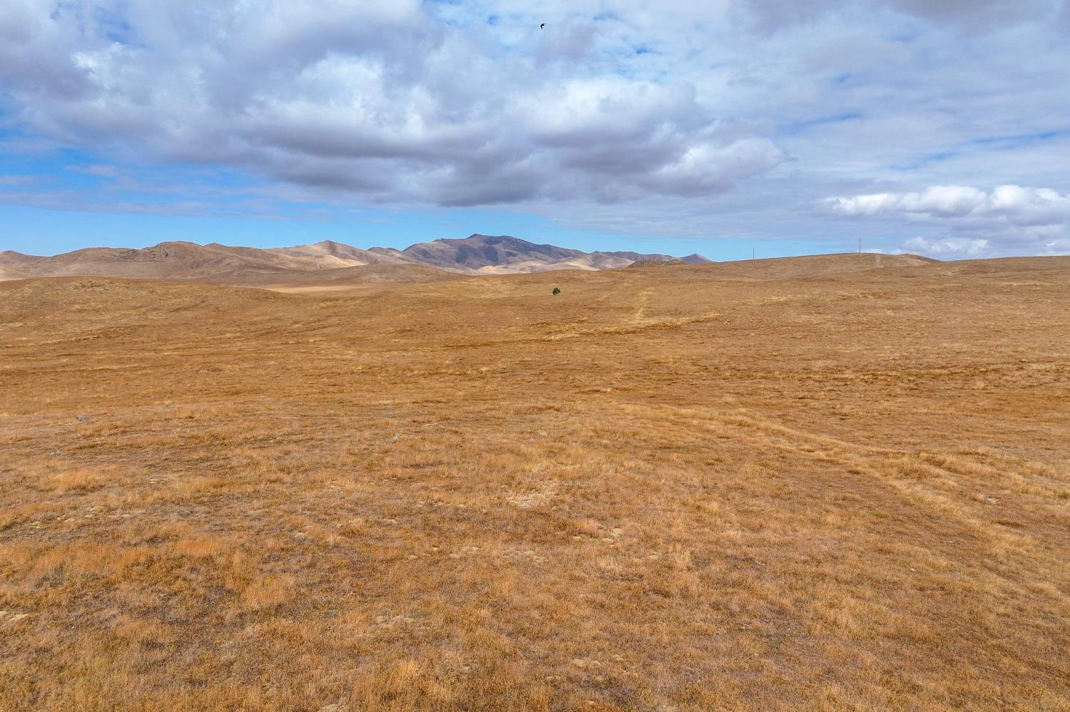 0 0 Kecks Rd, Lost Hills, CA 93249