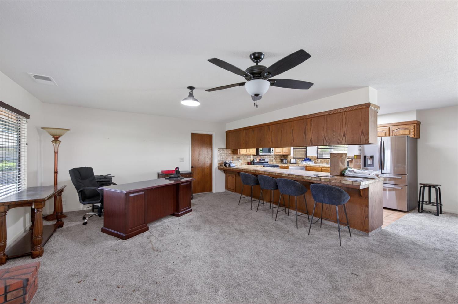 5253 E Platt Ave, Fresno, CA 93727