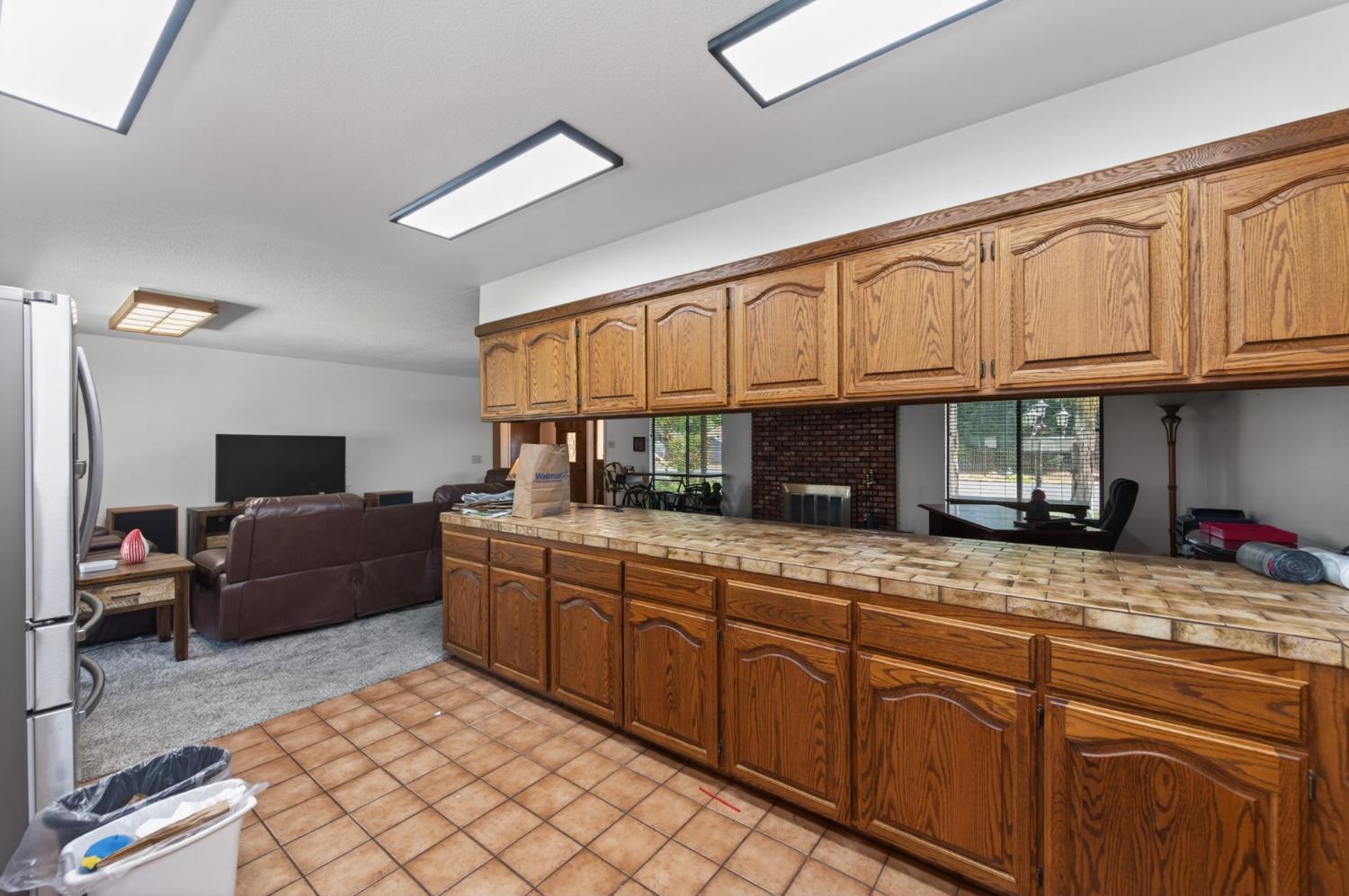 5253 E Platt Ave, Fresno, CA 93727