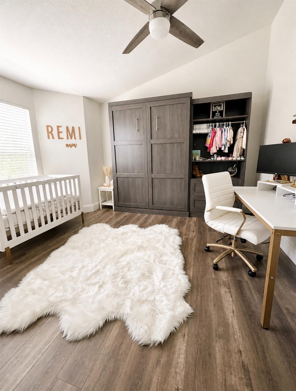 8153 N Cedar Ave #216, Fresno, CA 93720