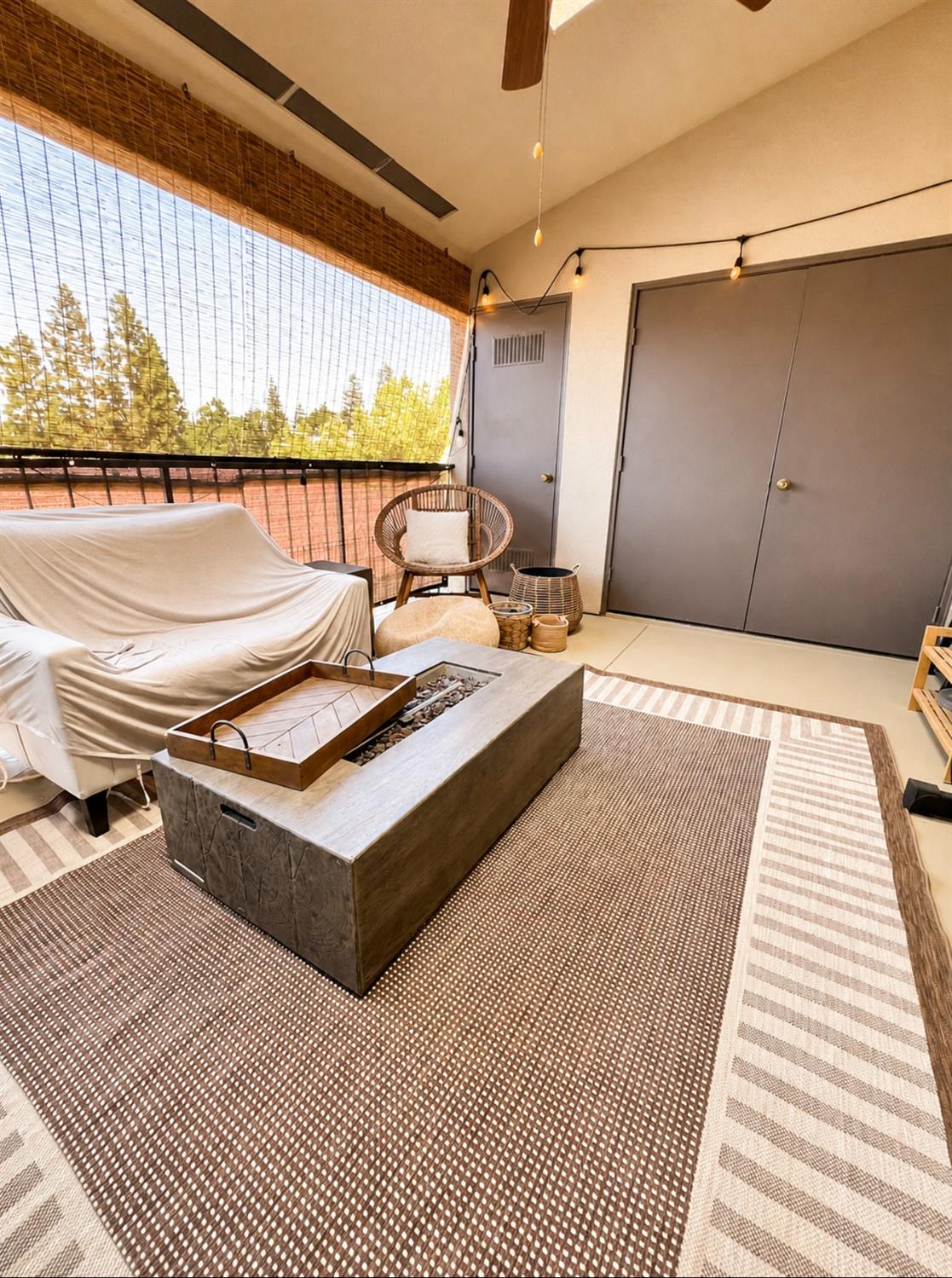 8153 N Cedar Ave #216, Fresno, CA 93720
