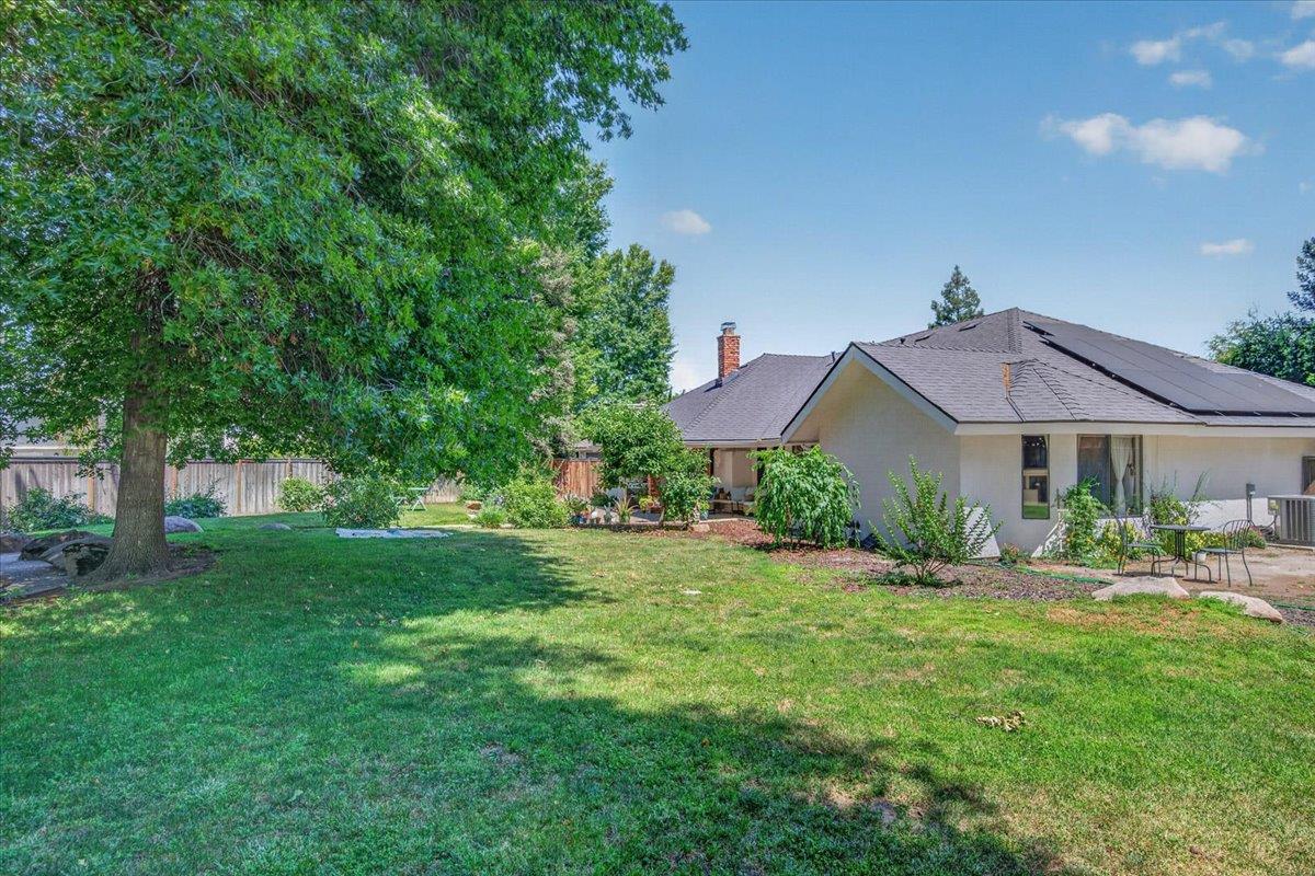 368 E Finch Ct, Fresno, CA 93730