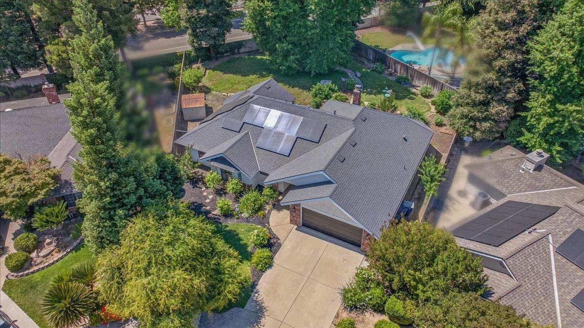 368 E Finch Ct, Fresno, CA 93730
