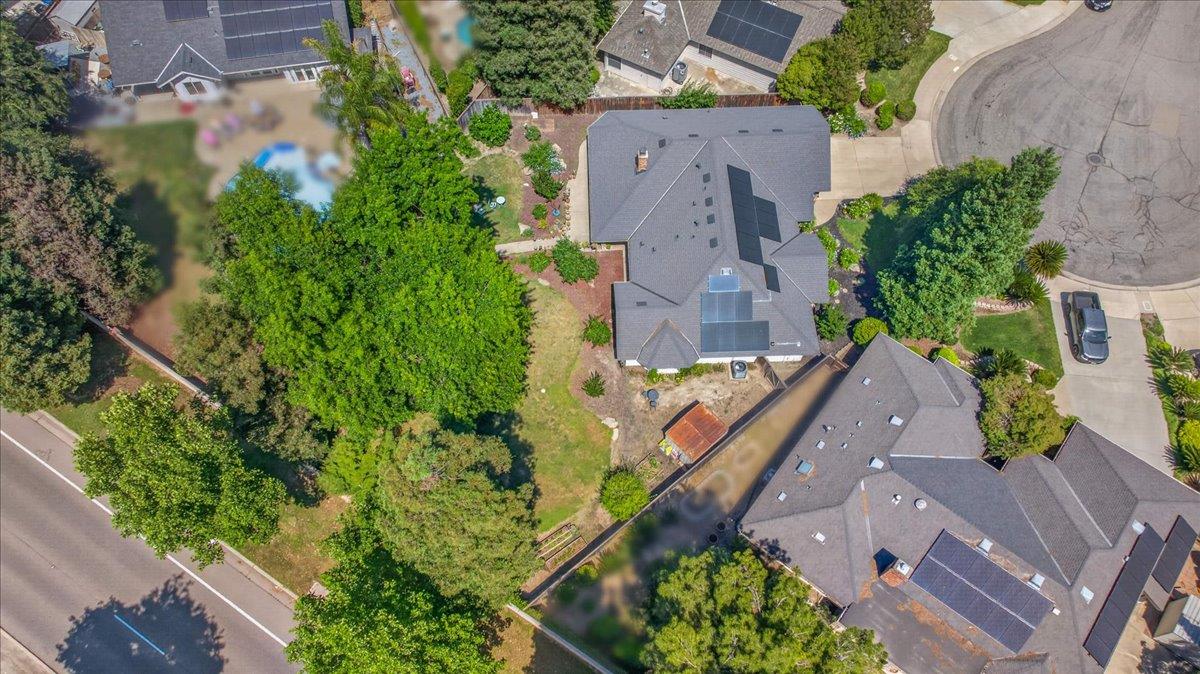 368 E Finch Ct, Fresno, CA 93730