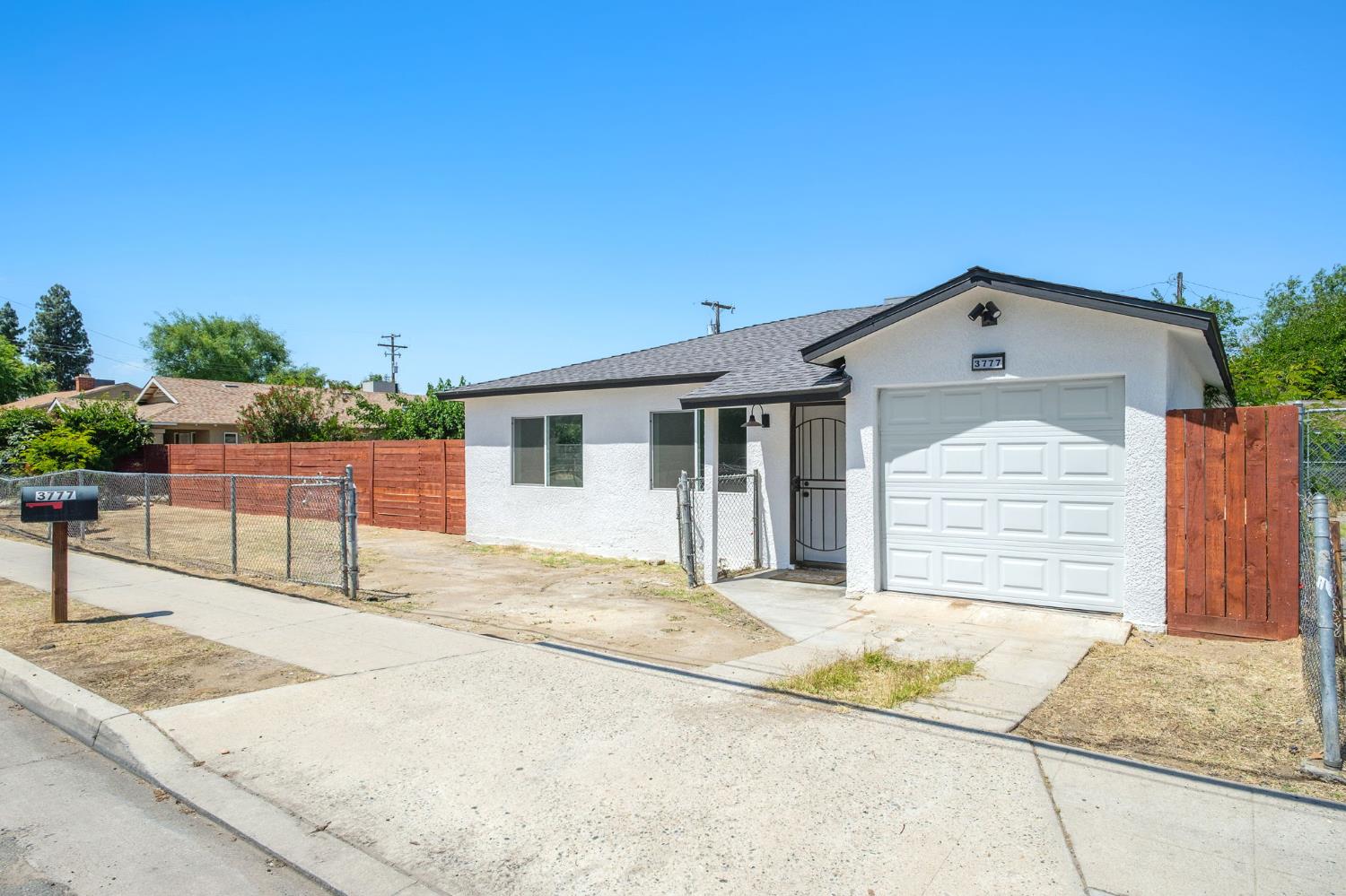 3777 E Olive Ave, Fresno, CA 93702
