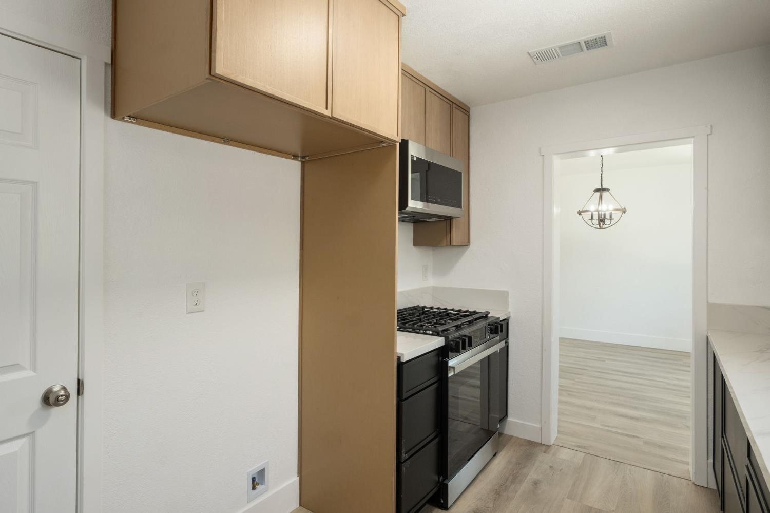 3777 E Olive Ave, Fresno, CA 93702