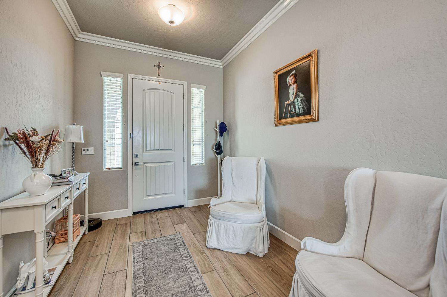467 Heirloom Ln, Clovis, CA 93619