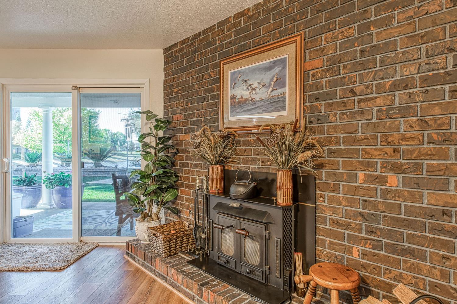 6680 N Remington Ave, Fresno, CA 93704