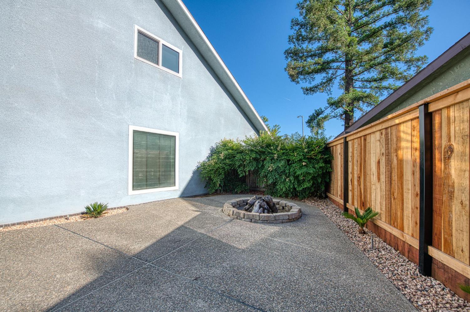 6680 N Remington Ave, Fresno, CA 93704