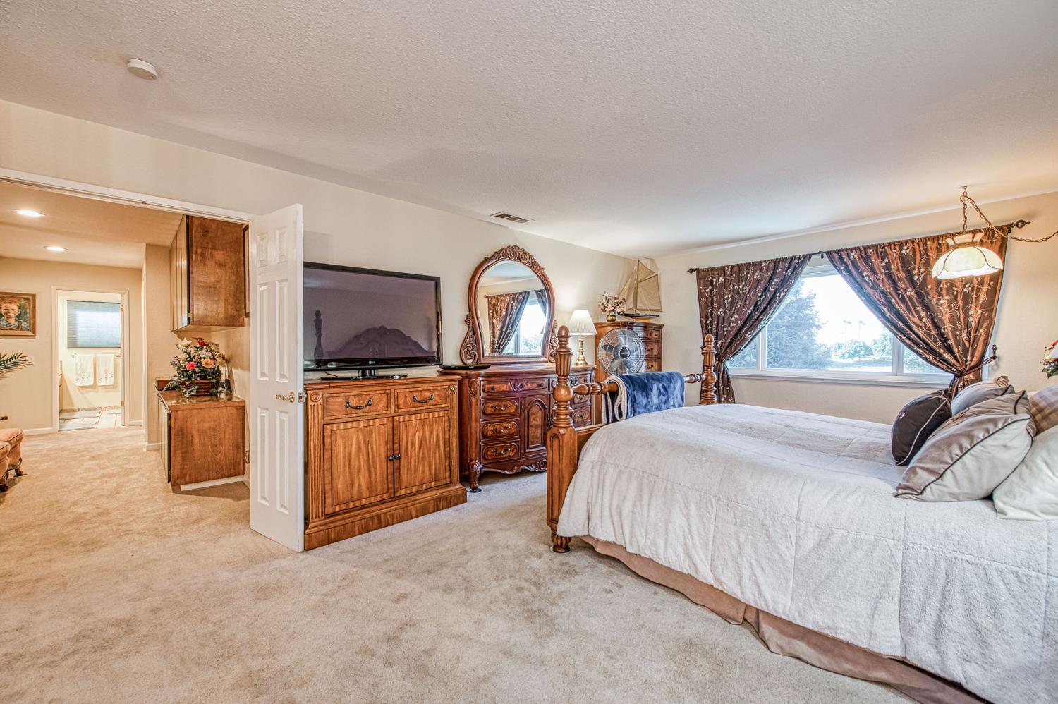 6680 N Remington Ave, Fresno, CA 93704