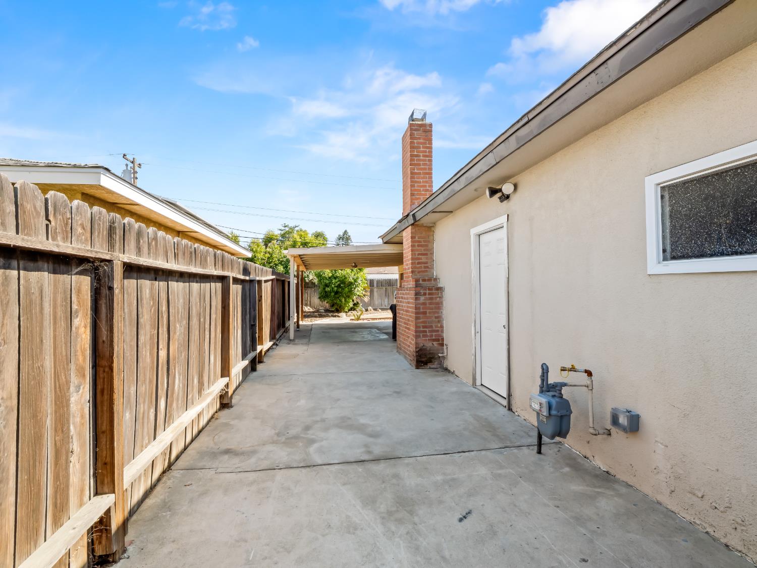 4714 E Santa Ana Ave, Fresno, CA 93726