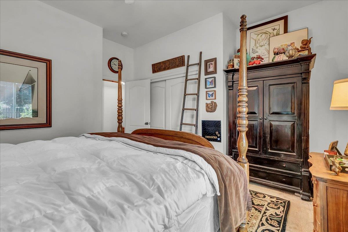1189 E Fairhaven Ct, Porterville, CA 93257