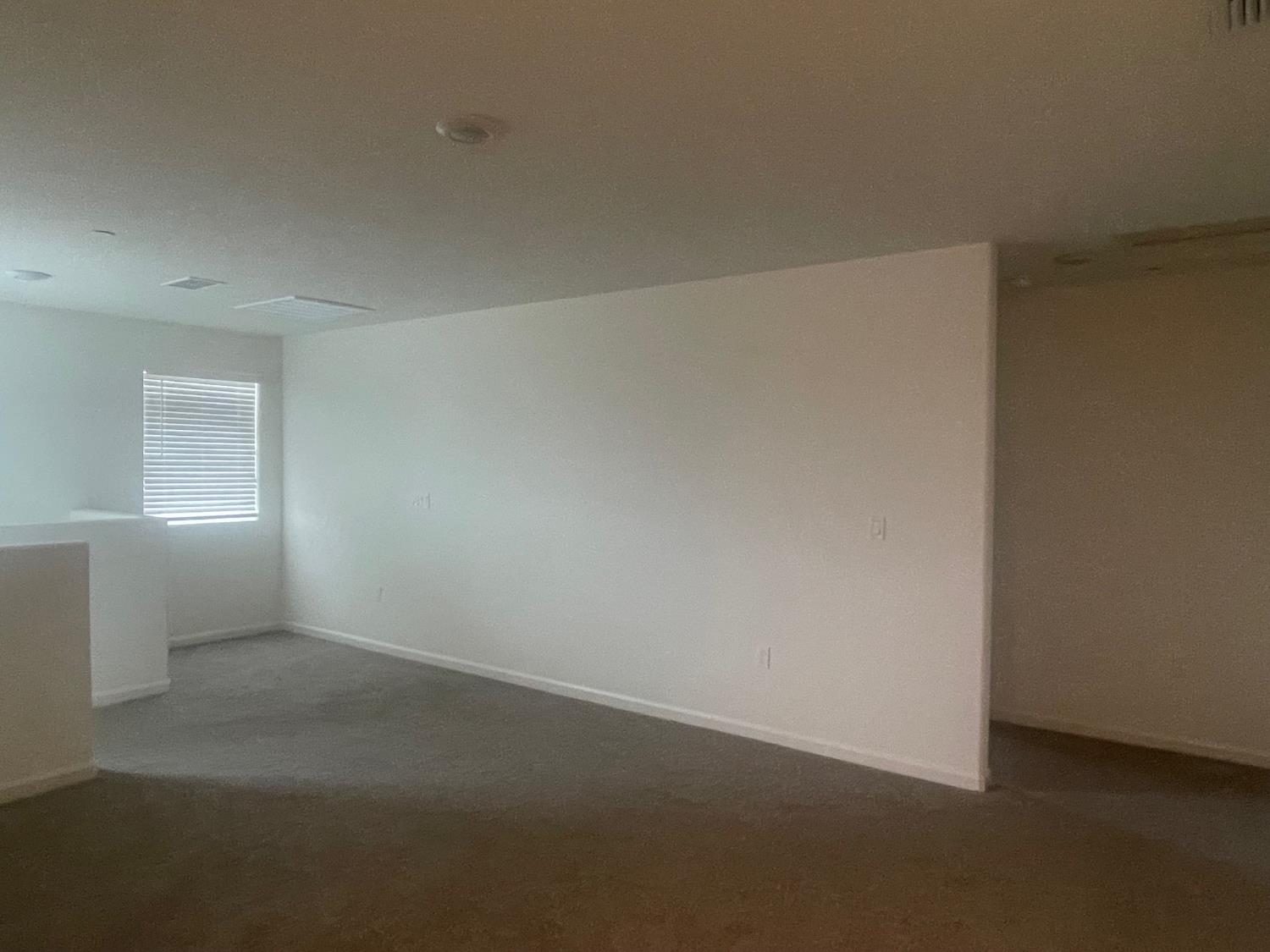 1392 W Clara Ave, Fowler, CA 93625