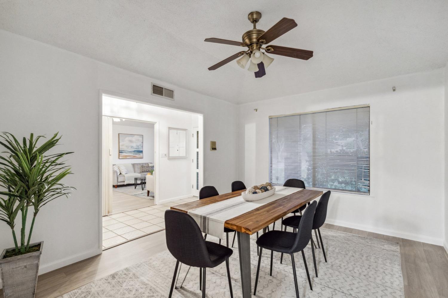 3094 W Escalon Ave, Fresno, CA 93711