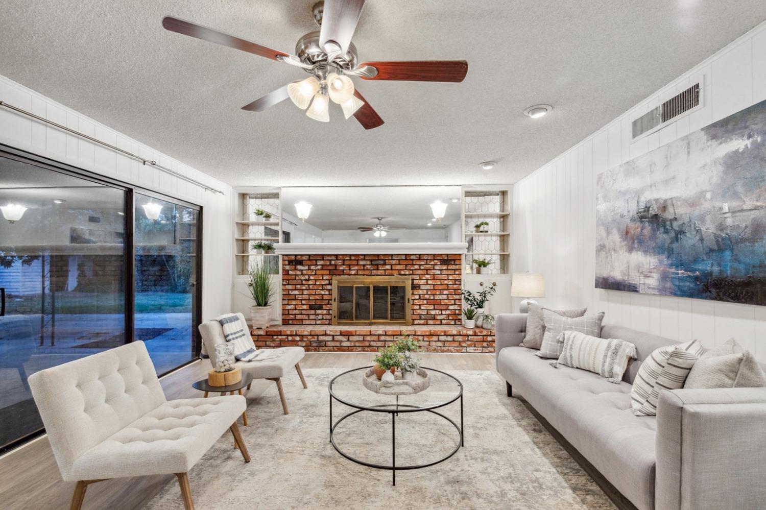 3094 W Escalon Ave, Fresno, CA 93711
